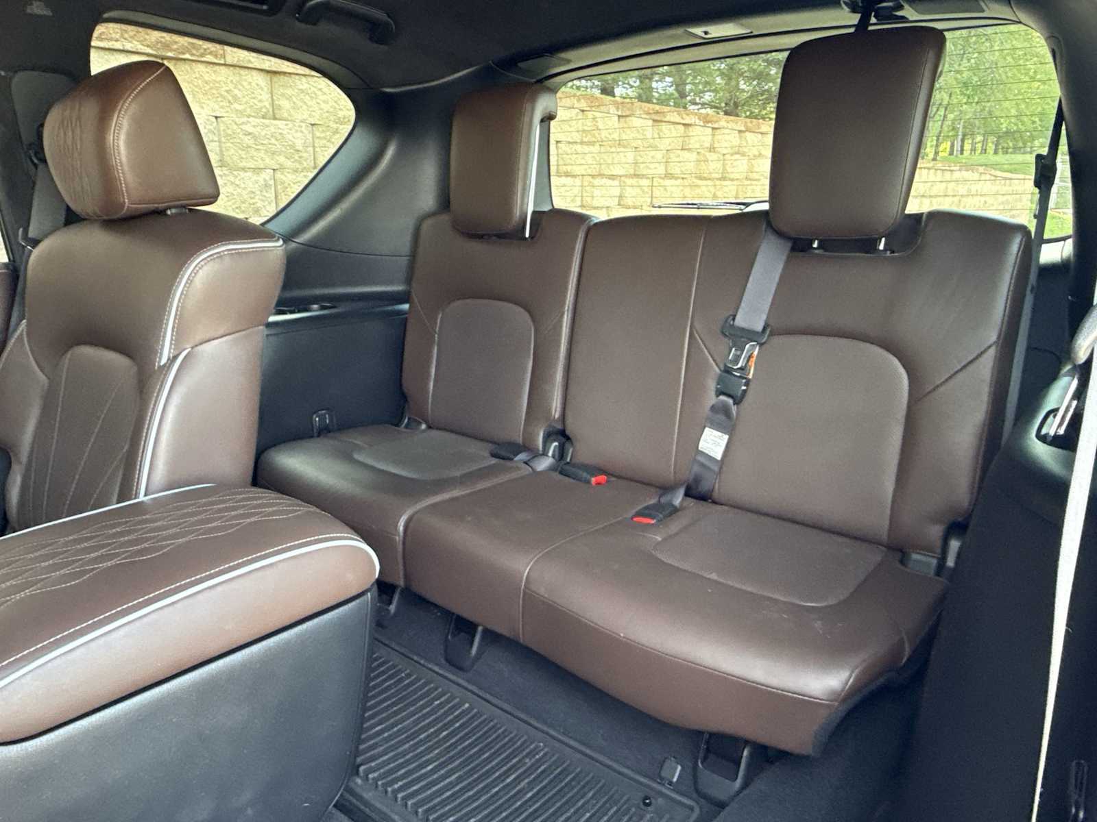 Thumbnail: 2015 INFINITI QX80 - 44