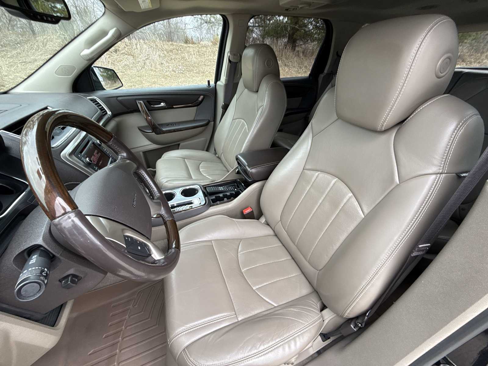 Thumbnail: 2013 GMC Acadia - 17