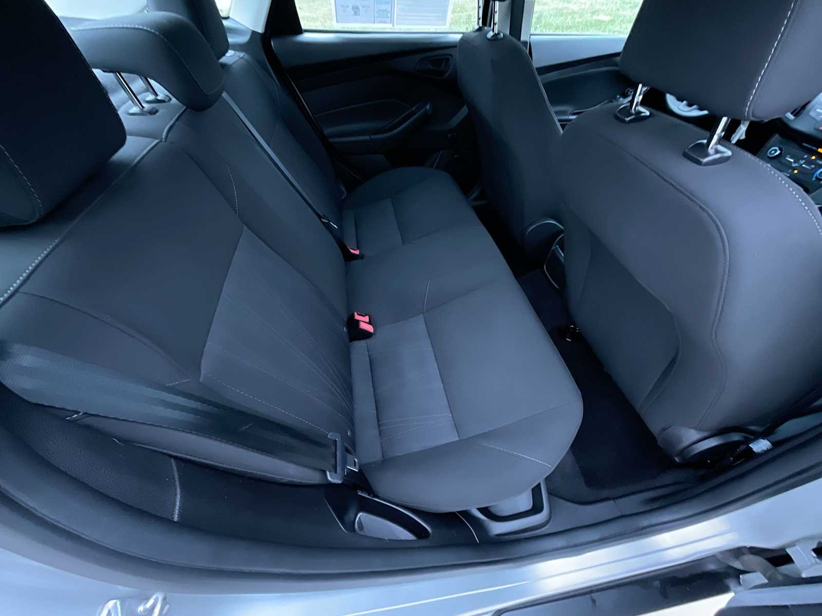 Thumbnail: 2016 Ford Focus - 14