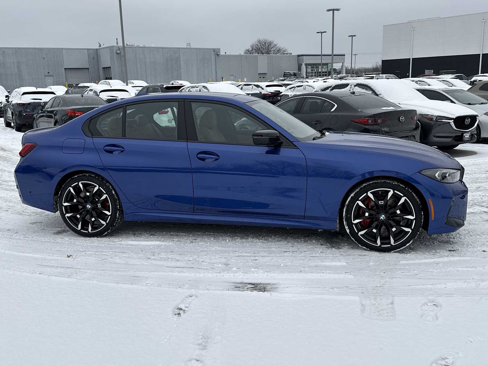 Thumbnail: 2026 BMW 3 Series - 15