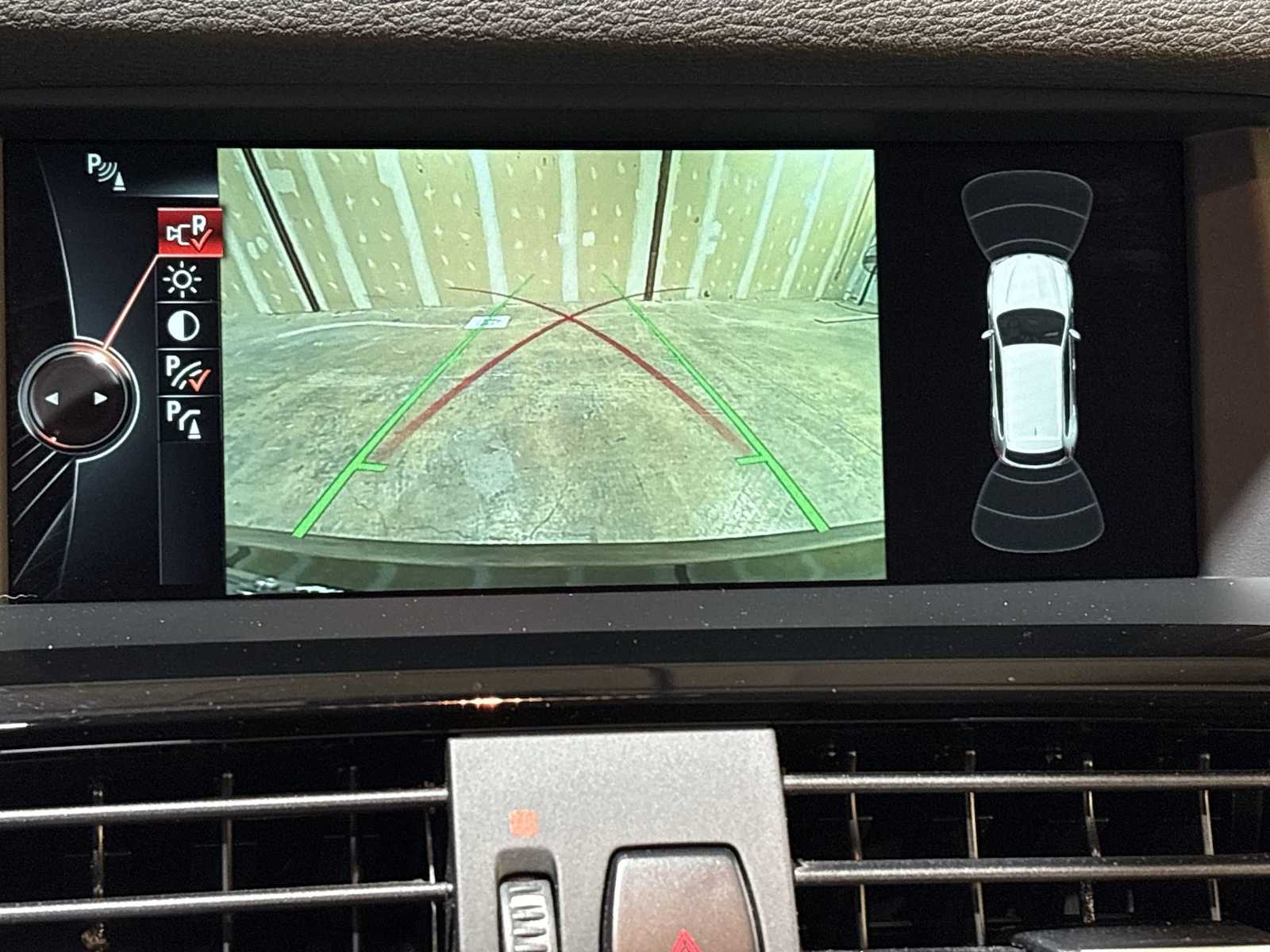 Thumbnail: 2016 BMW X3 - 31