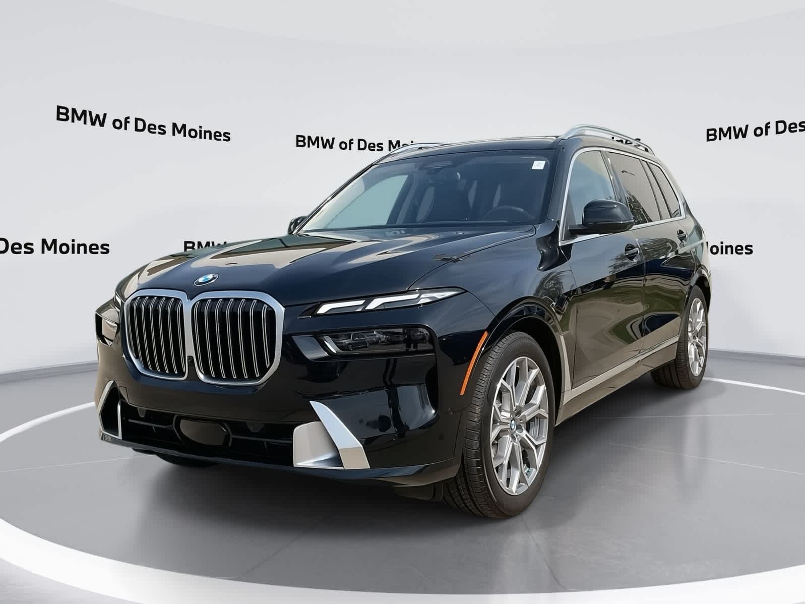 2025 BMW X7 xDrive40i -
                  Urbandale, IA