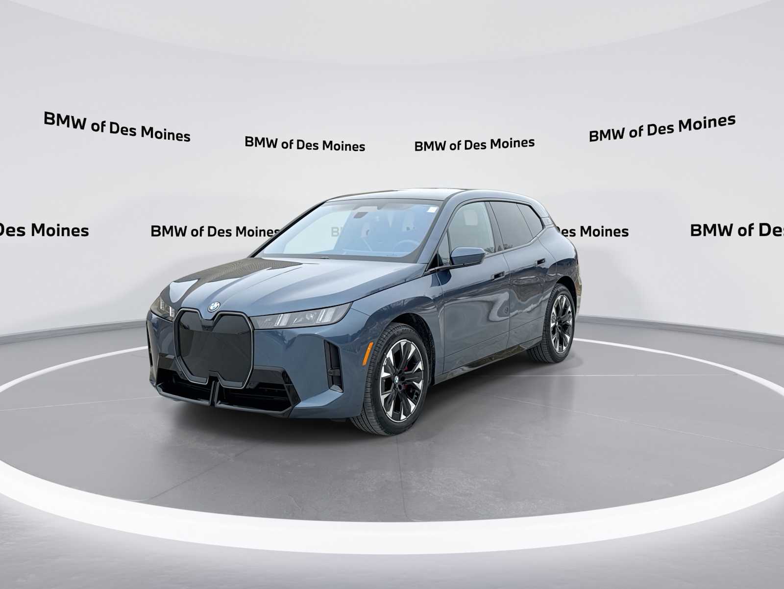 Thumbnail: 2026 BMW iX - 4