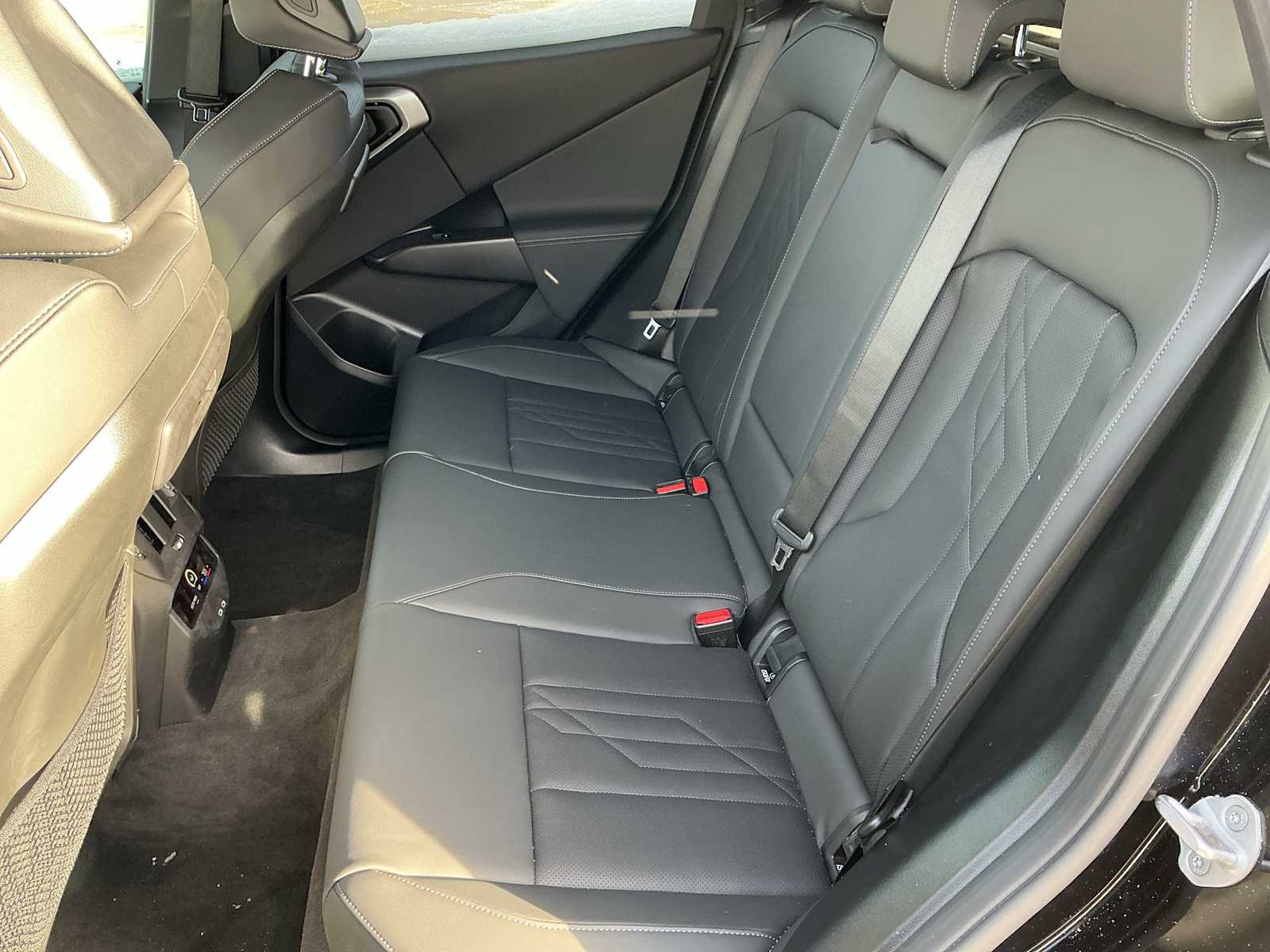 Thumbnail: 2025 BMW X3 - 21