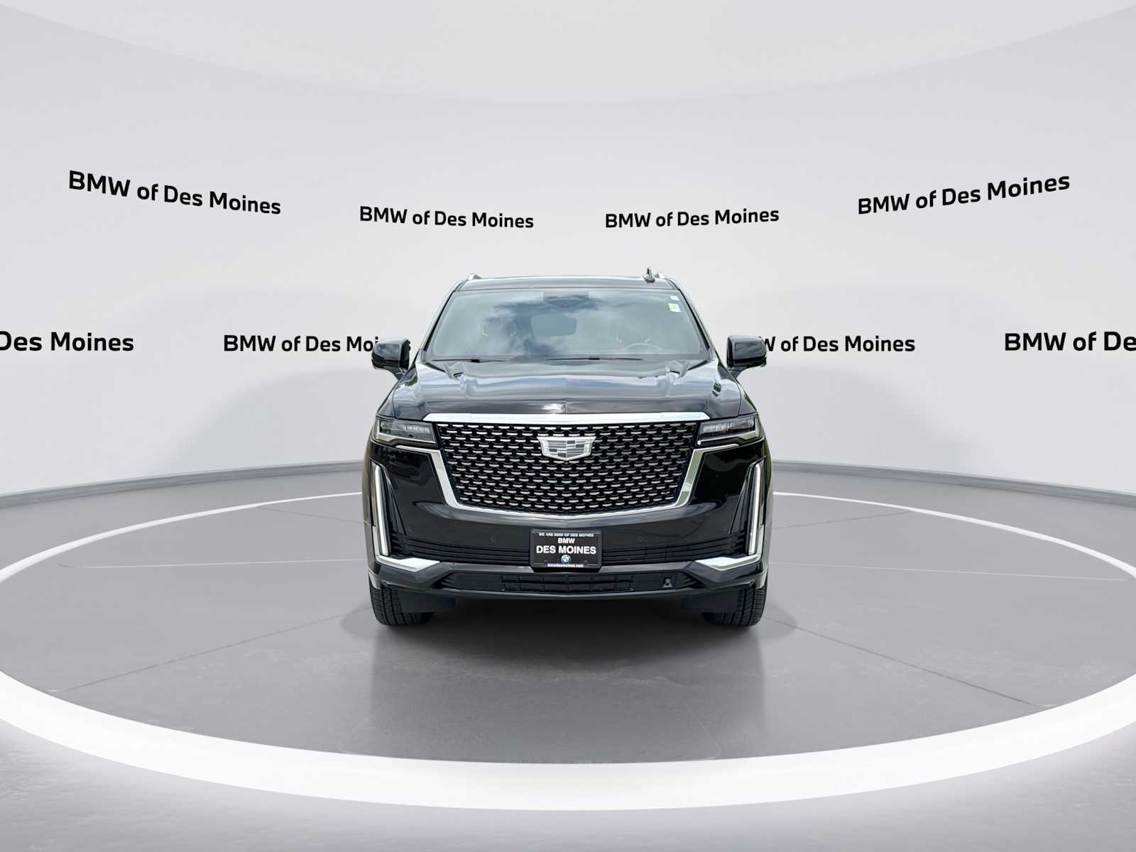 Thumbnail: 2022 Cadillac Escalade - 3