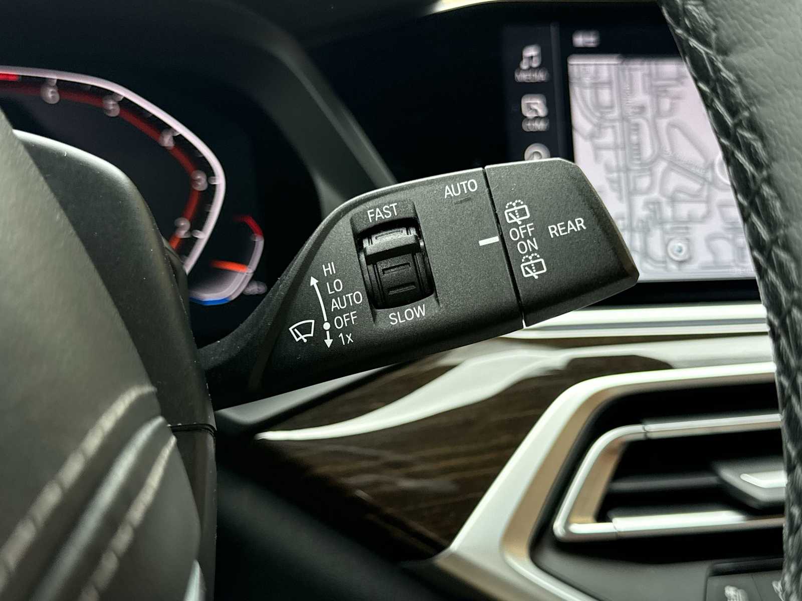 Thumbnail: 2020 BMW X7 - 28