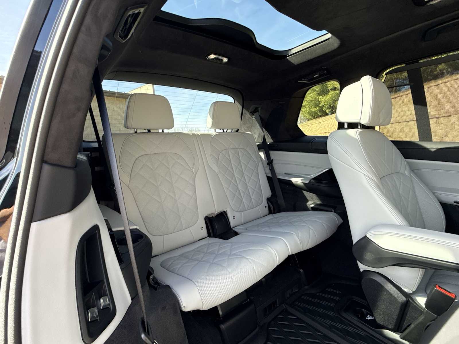 2026 BMW X7 40i - Photo 42