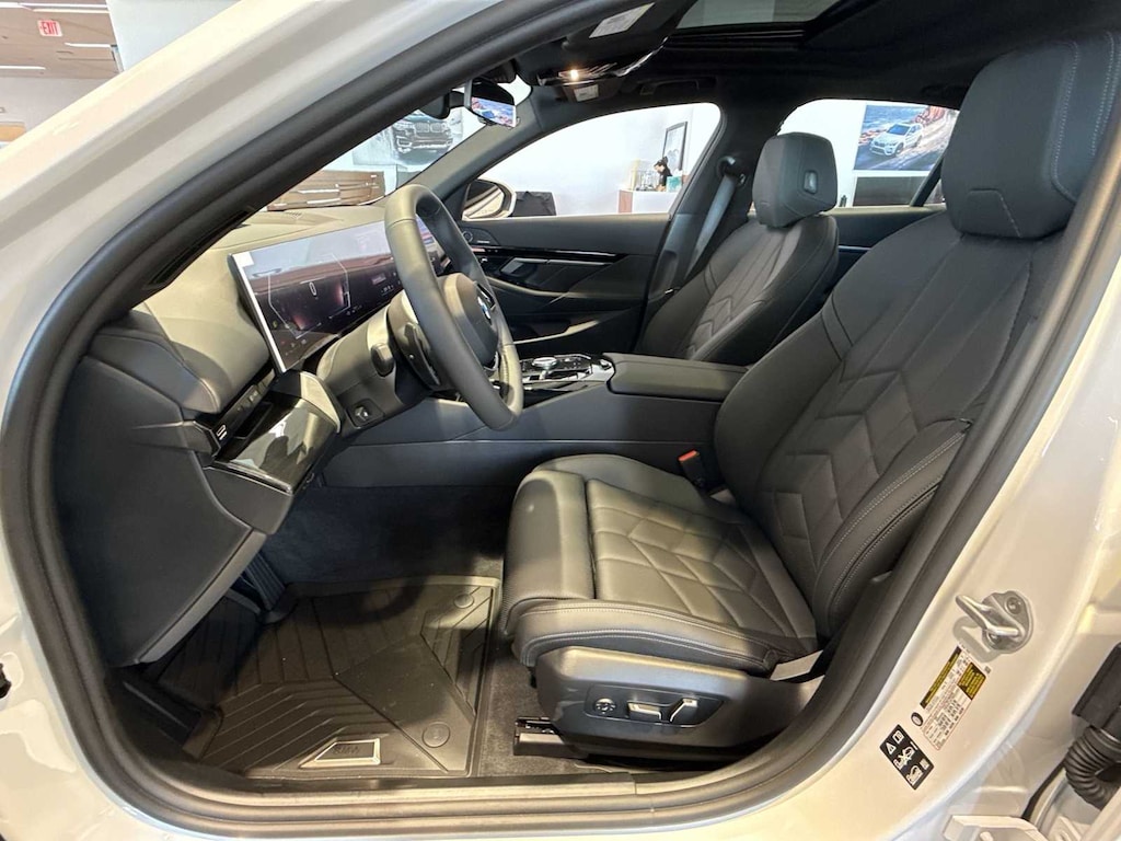 New 2026 BMW 530i xDrive Sedan