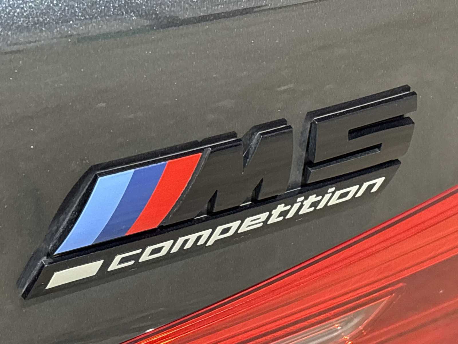 Thumbnail: 2019 BMW M5 - 12