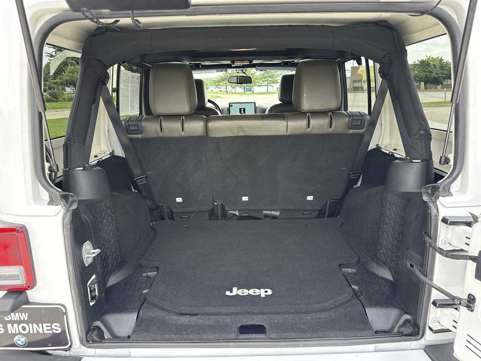 Thumbnail: 2016 Jeep Wrangler - 38