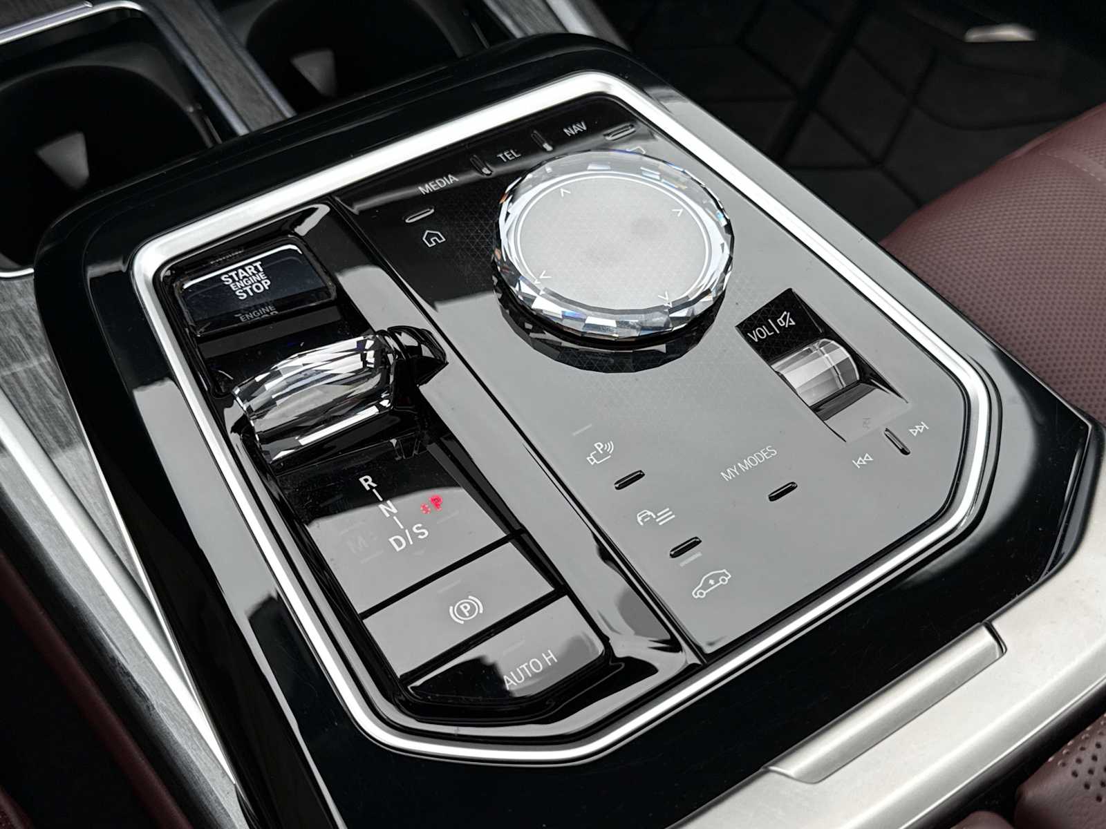 Thumbnail: 2024 BMW 7 Series - 35
