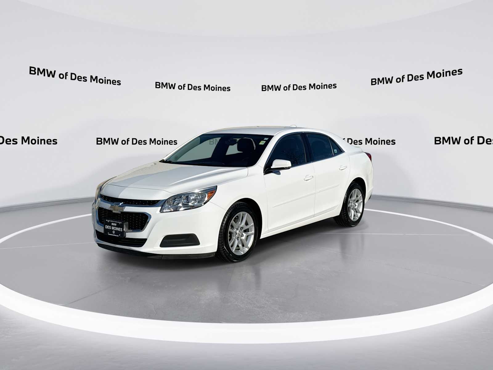Thumbnail: 2015 Chevrolet Malibu - 4