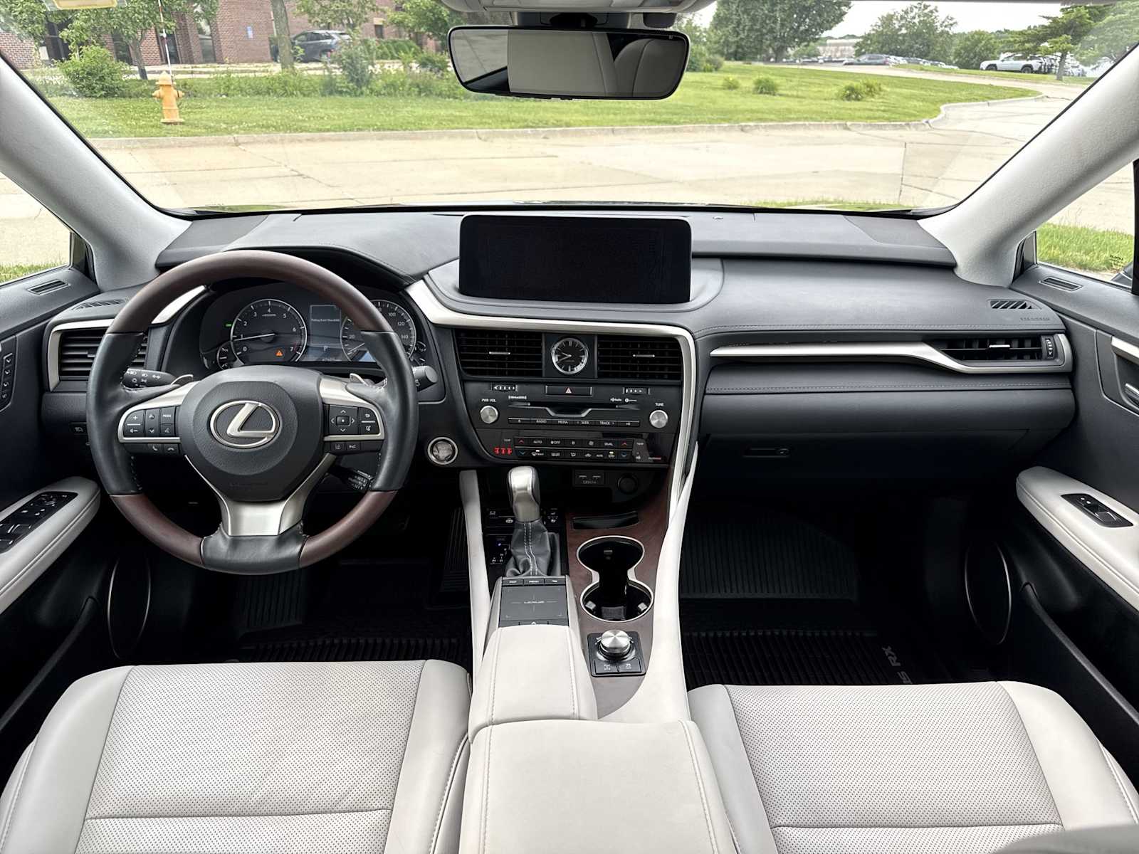 Thumbnail: 2020 Lexus RX - 15