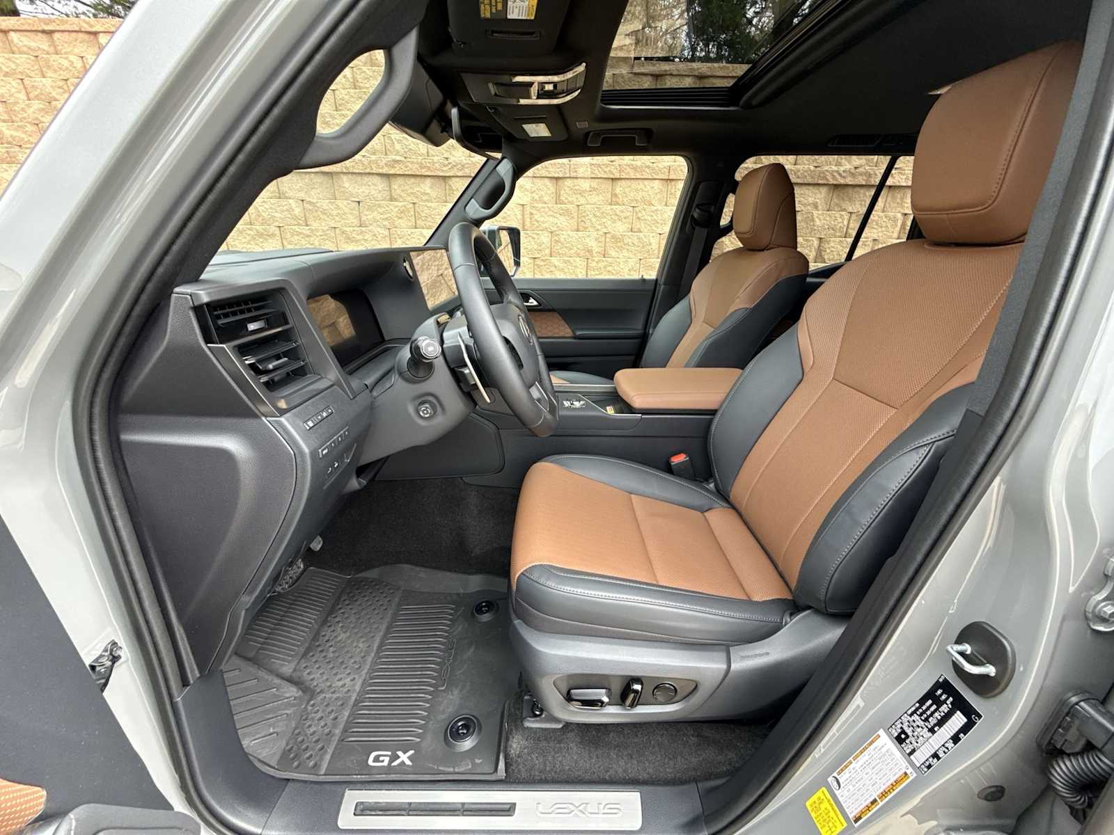 Thumbnail: 2025 Lexus GX - 10