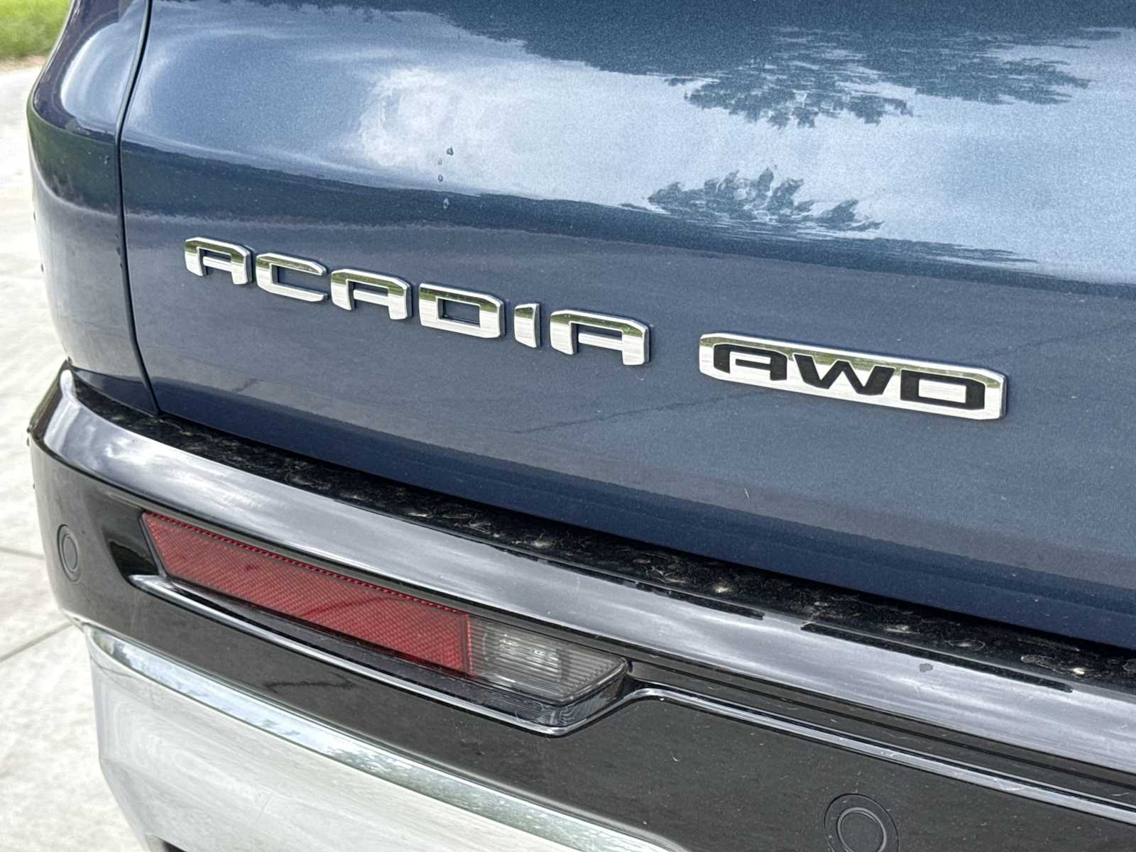 Thumbnail: 2024 GMC Acadia - 13