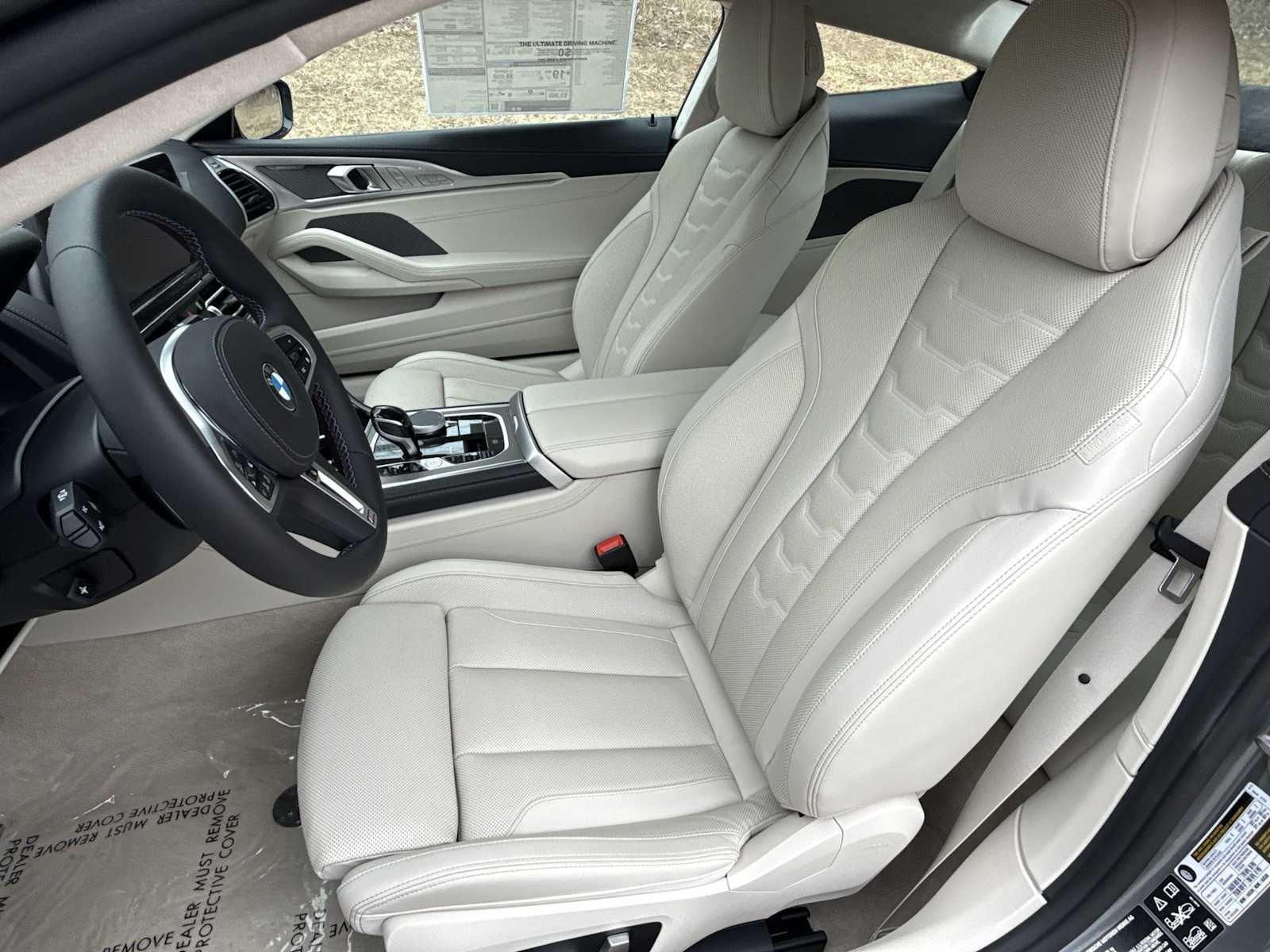 2026 BMW 8 Series M850i - Photo 15