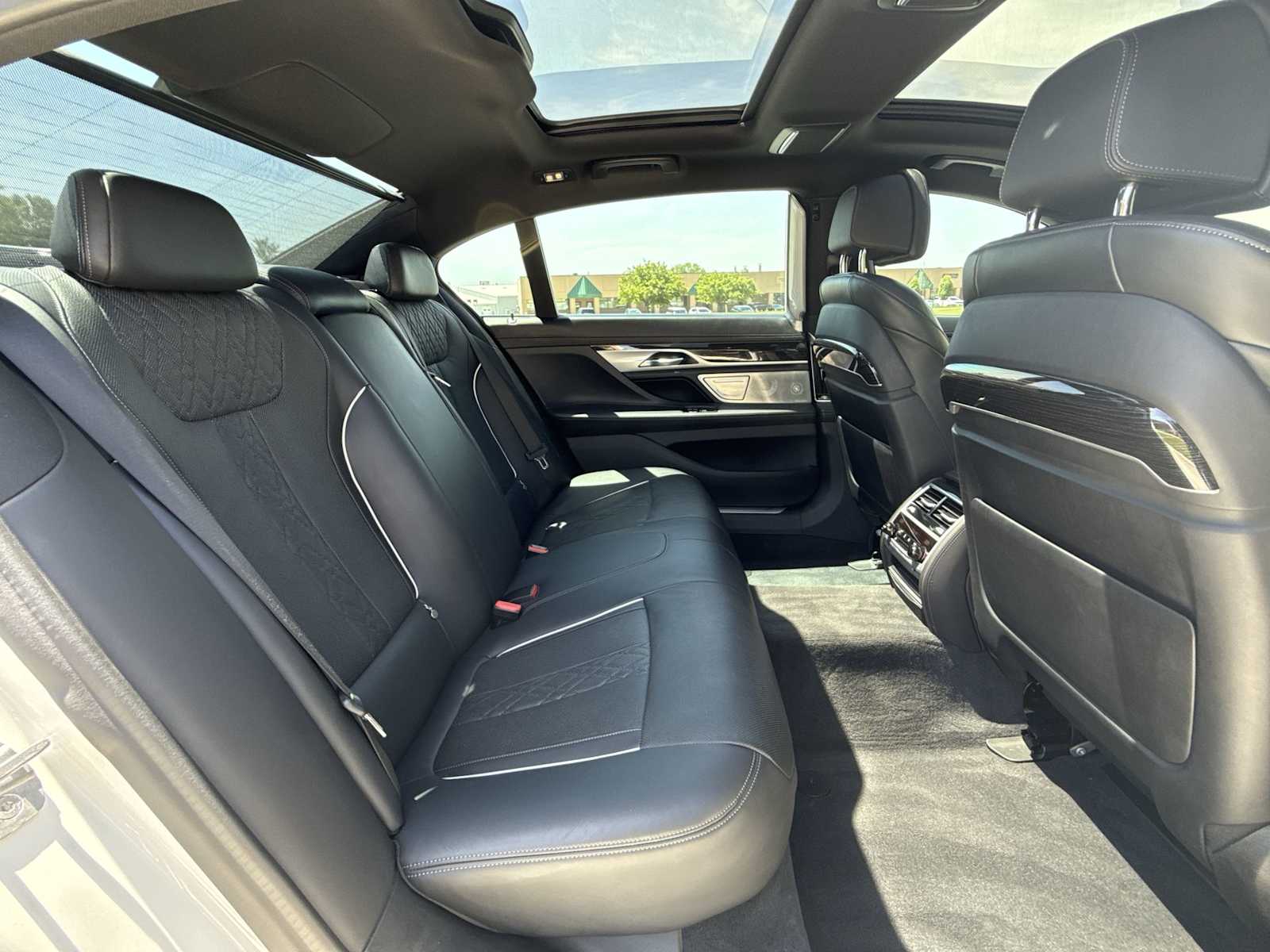 Thumbnail: 2020 BMW 7 Series - 22