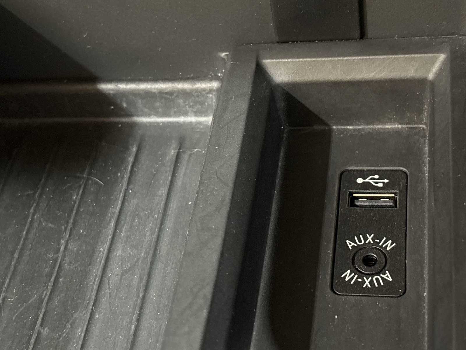 Thumbnail: 2017 BMW 3 Series - 29