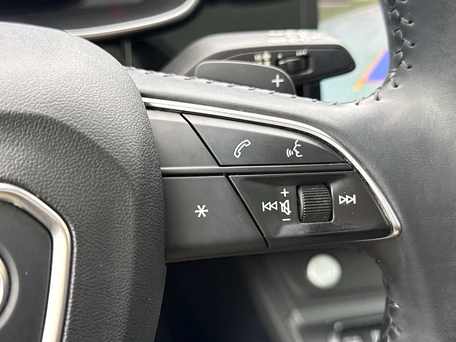 Thumbnail: 2020 Audi Q3 - 27