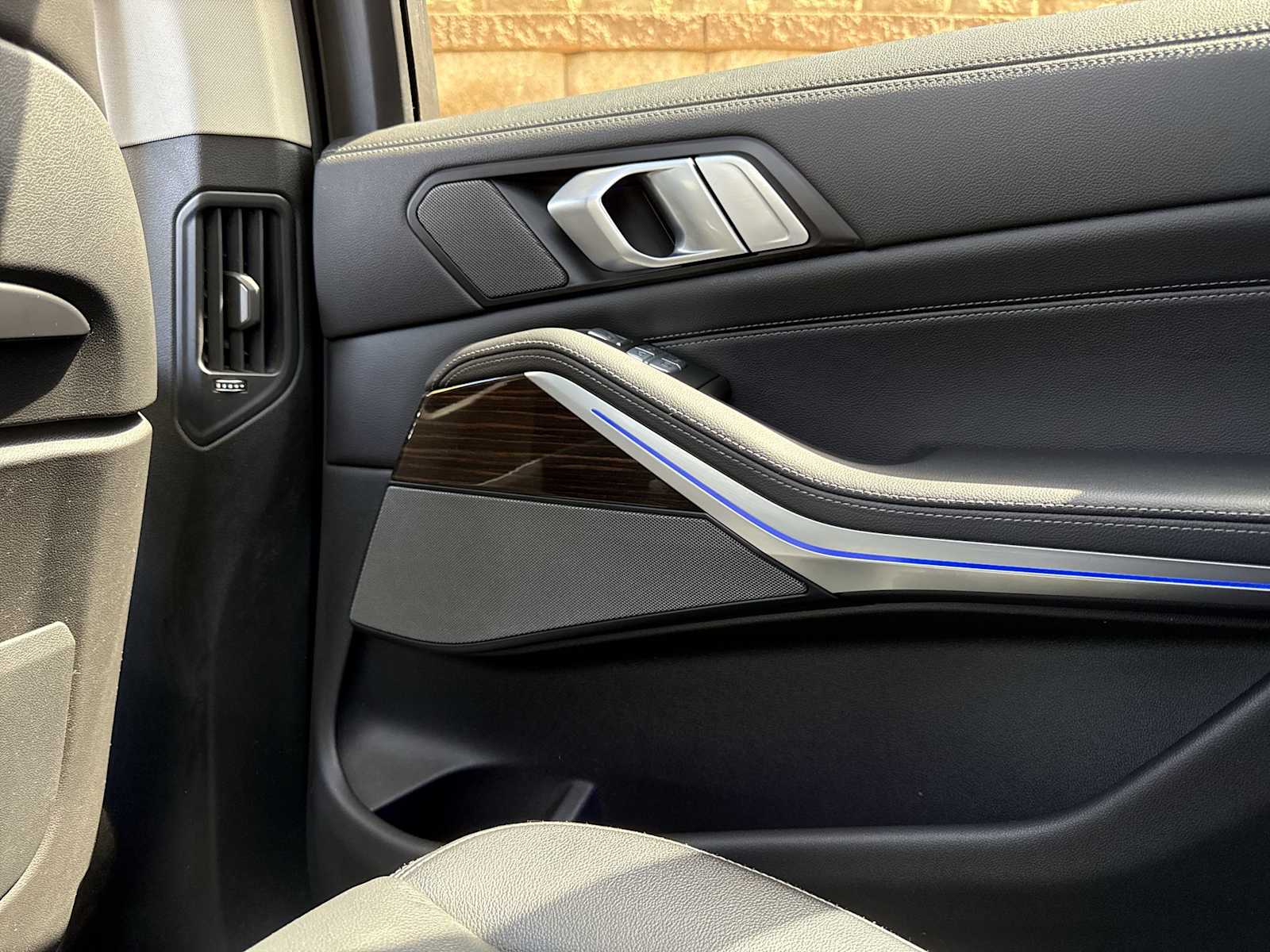 Thumbnail: 2019 BMW X7 - 43