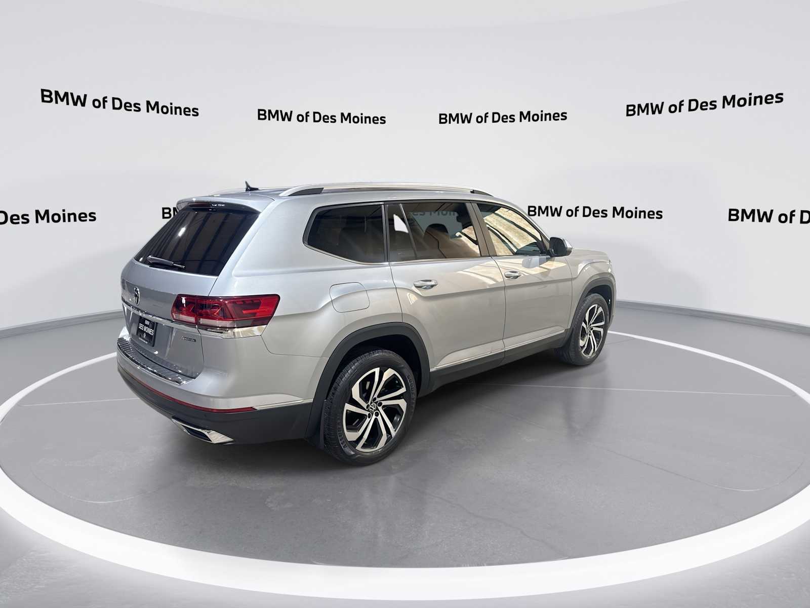 Thumbnail: 2023 Volkswagen Atlas - 8