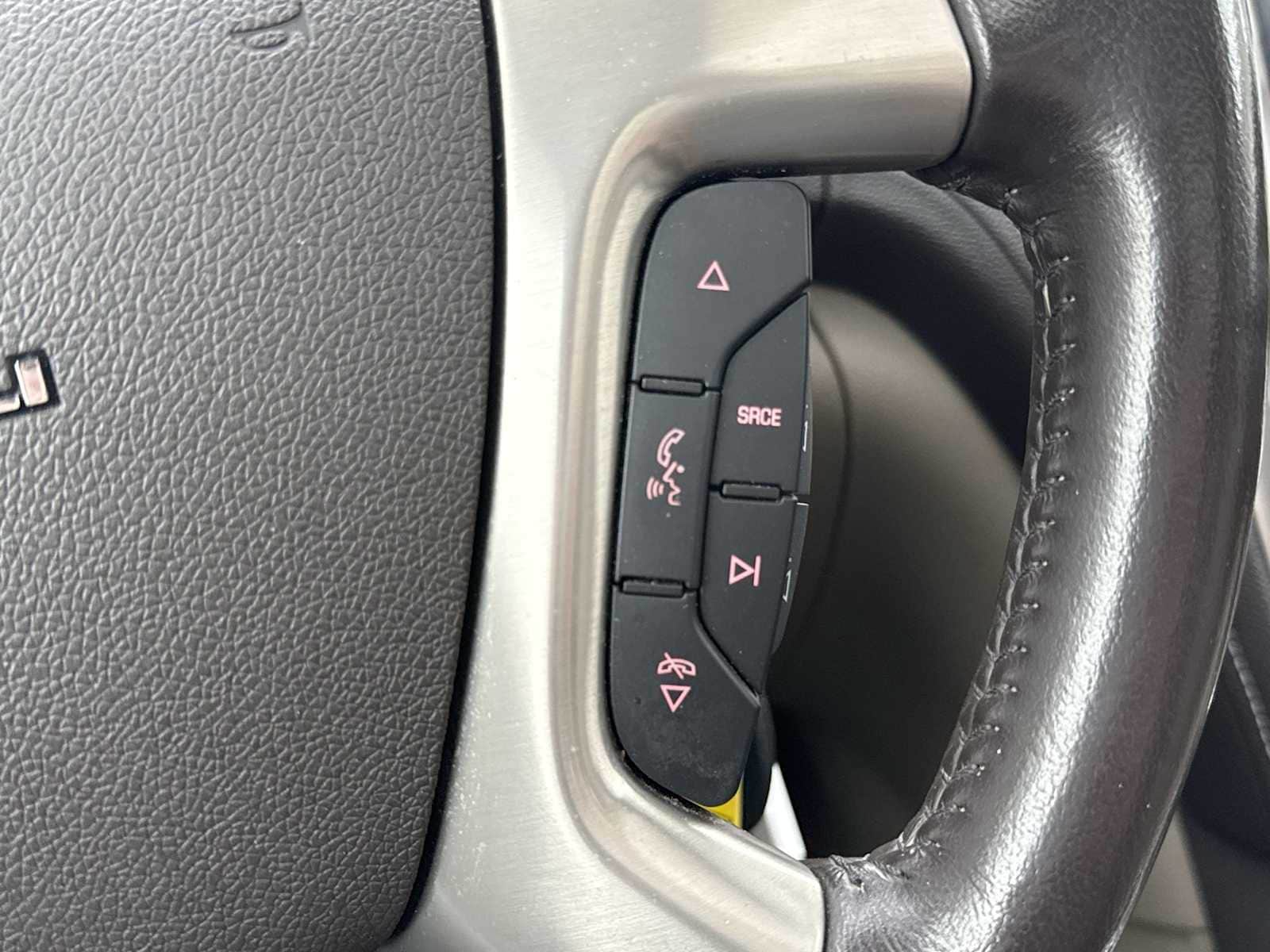 Thumbnail: 2013 GMC Acadia - 27