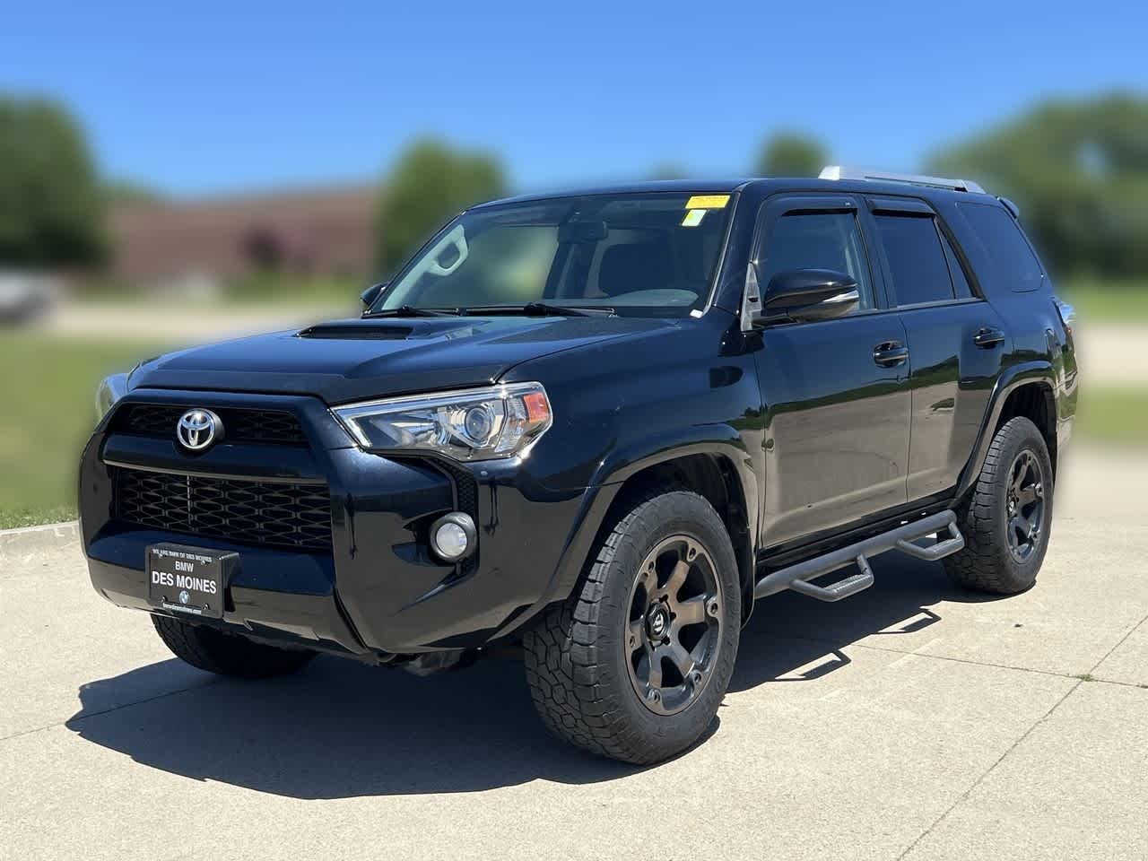 2017 Toyota 4Runner SR5 -
                Urbandale, IA