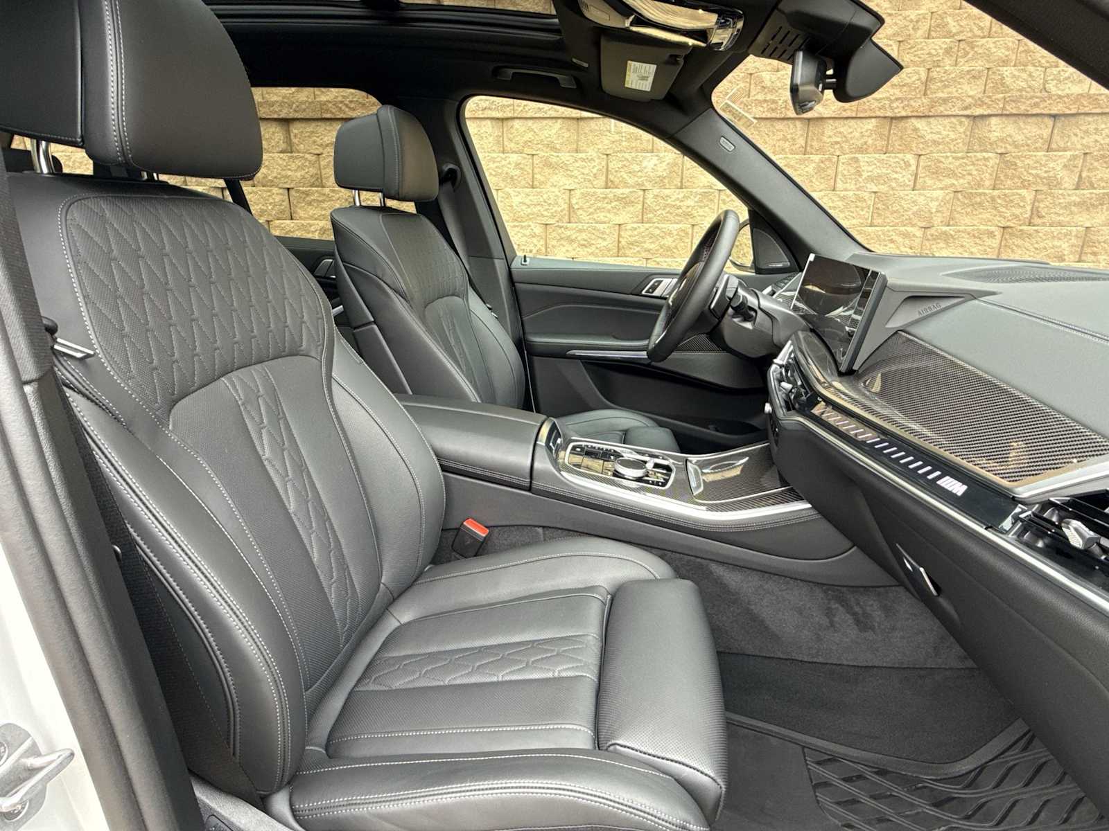Thumbnail: 2025 BMW X5 - 24