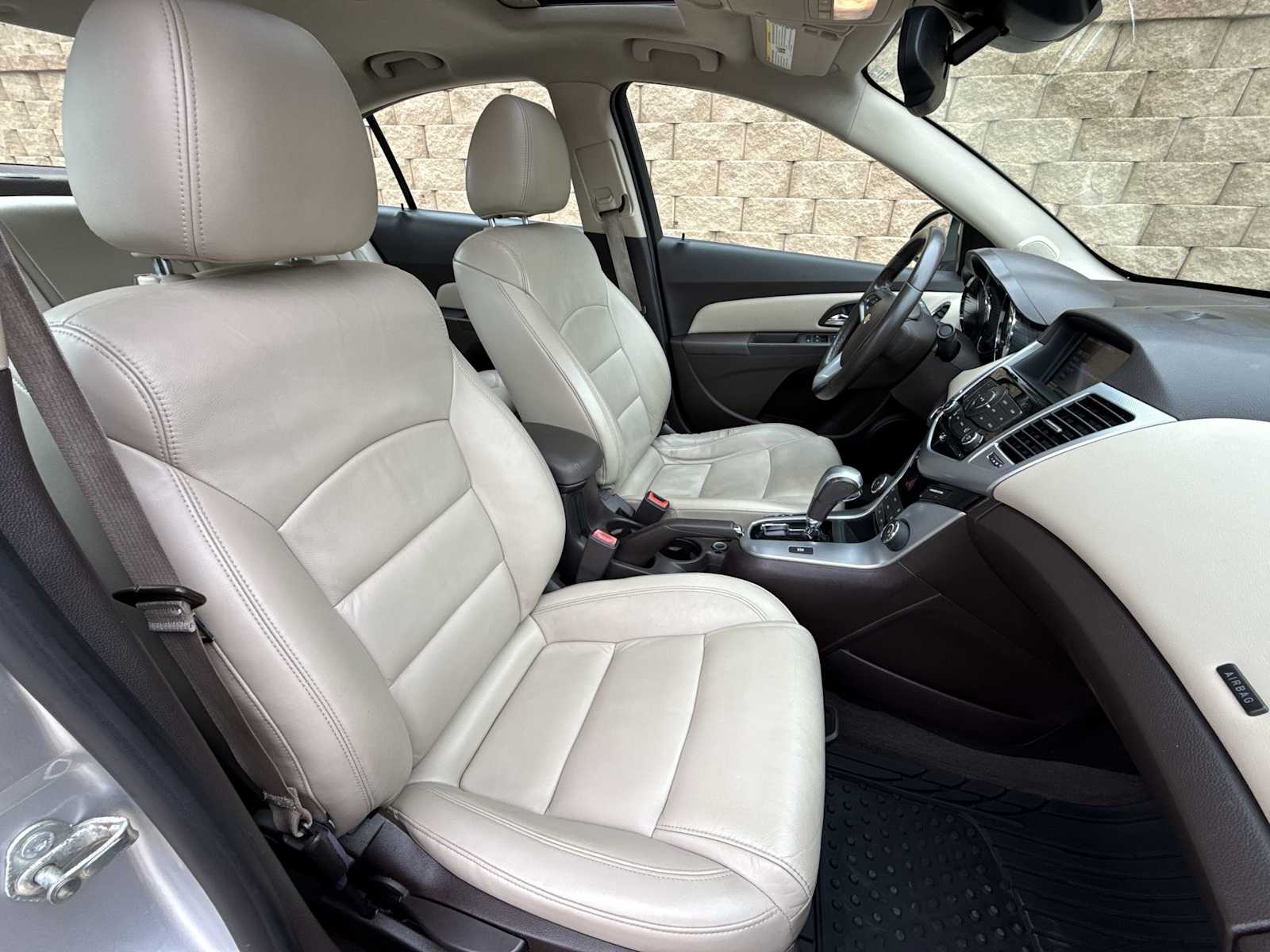 Thumbnail: 2014 Chevrolet Cruze - 24