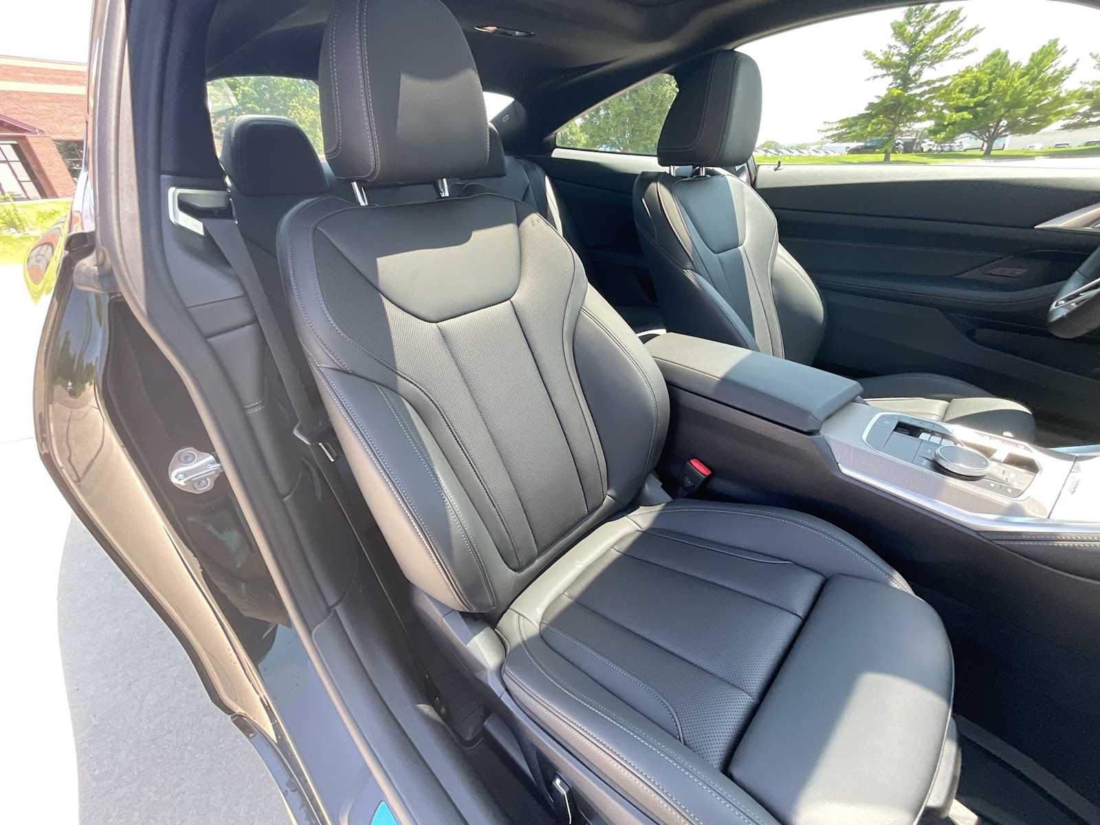 Thumbnail: 2025 BMW 4 Series - 23