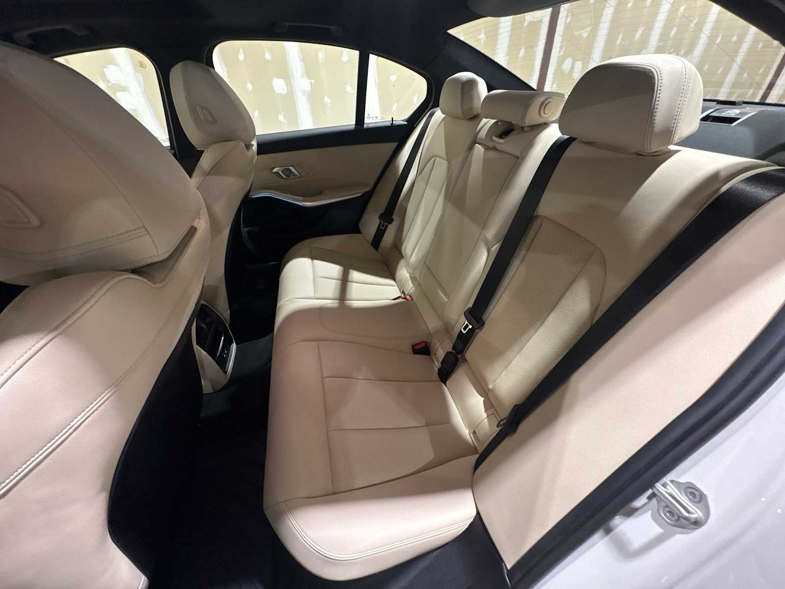 Thumbnail: 2025 BMW 3 Series - 18