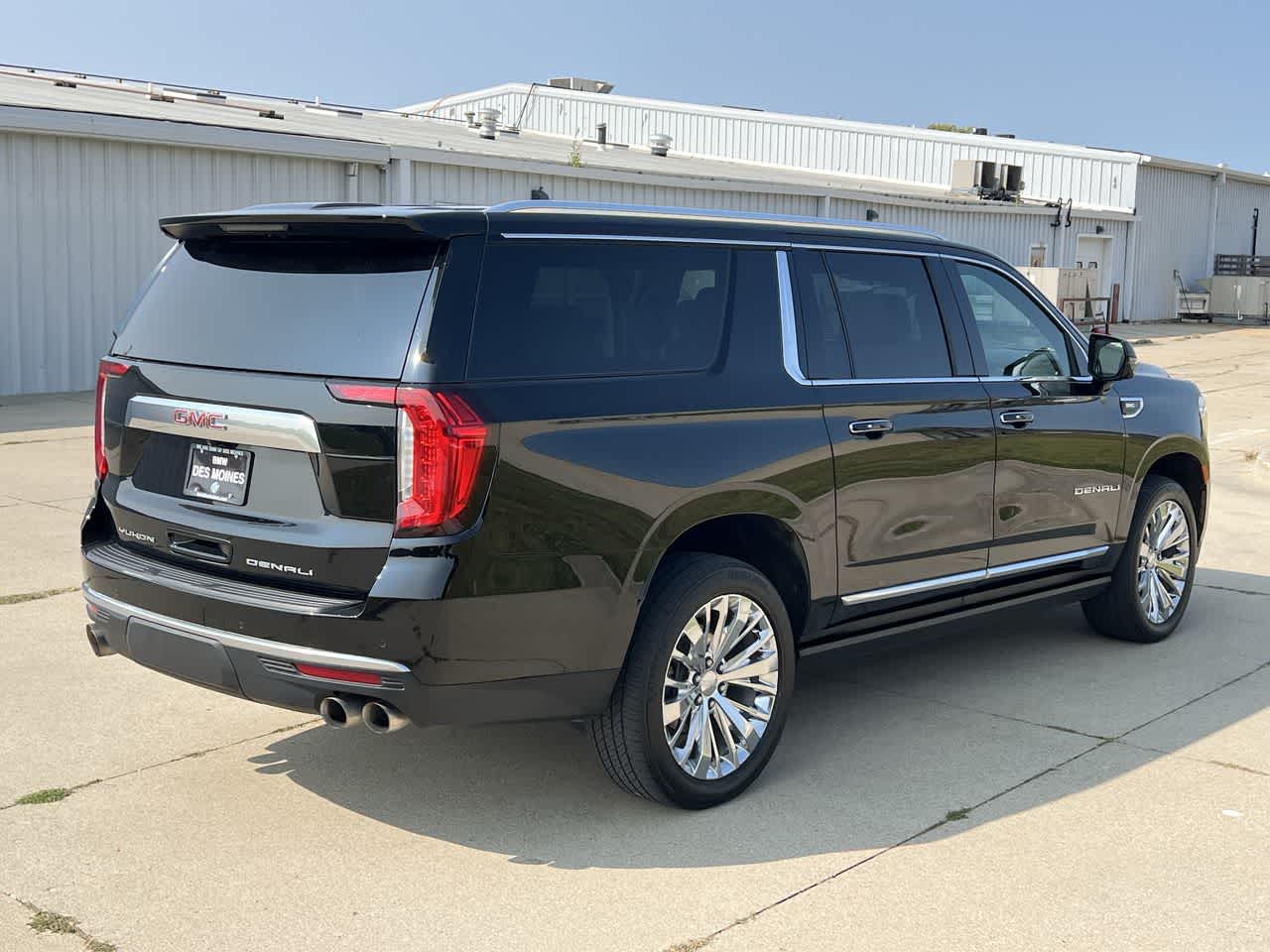 2022 GMC Yukon XL Denali 6