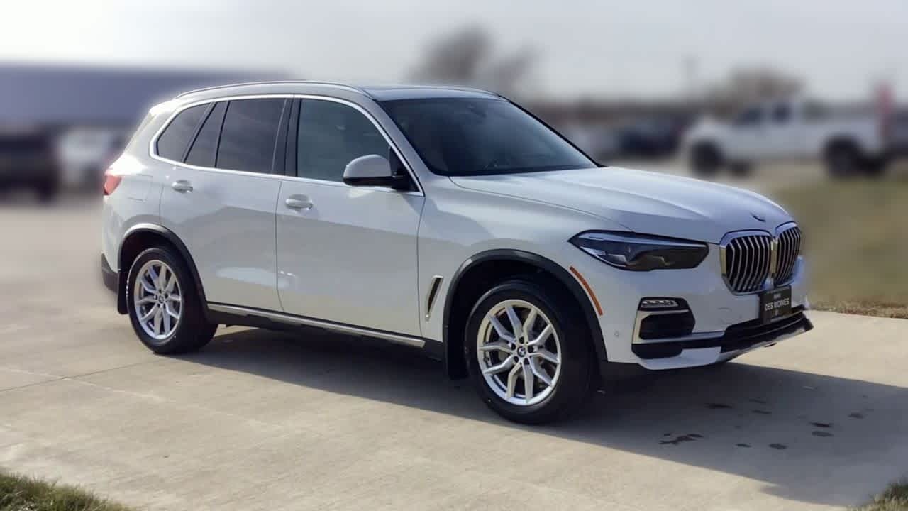 Used 2021 BMW X5 40i with VIN 5UXCR4C00M9H45520 for sale in Urbandale, IA