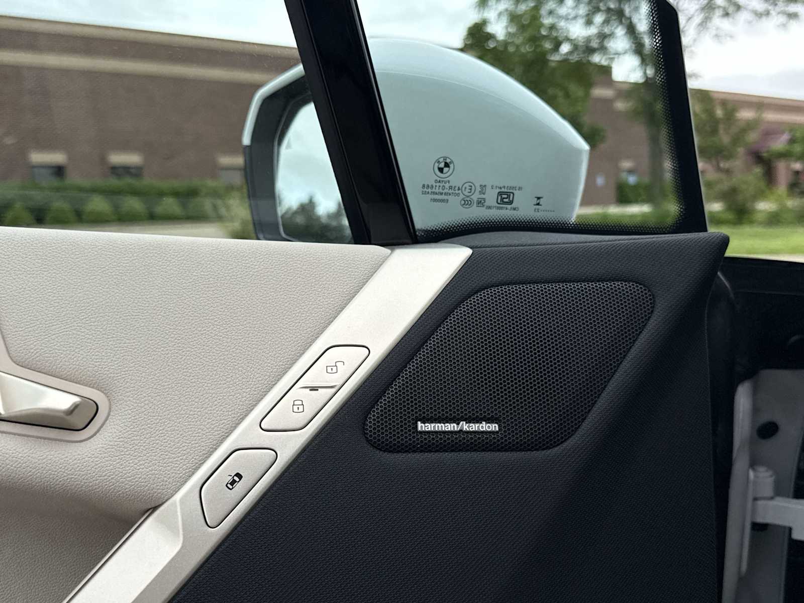 2024 BMW iX Base - Photo 32
