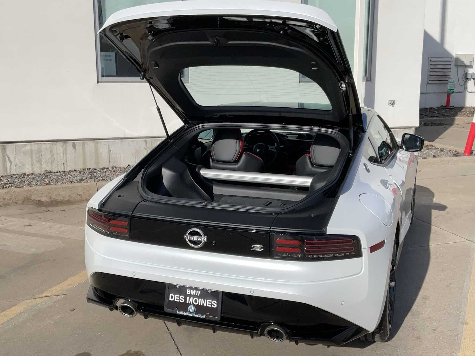 Thumbnail: 2024 Nissan Z - 36