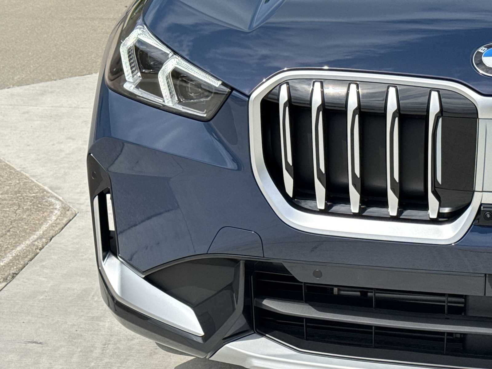 Thumbnail: 2026 BMW X1 - 11