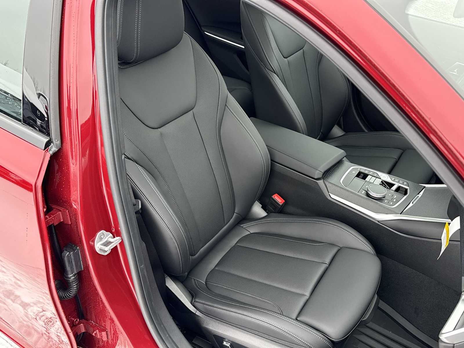 Thumbnail: 2026 BMW 3 Series - 28