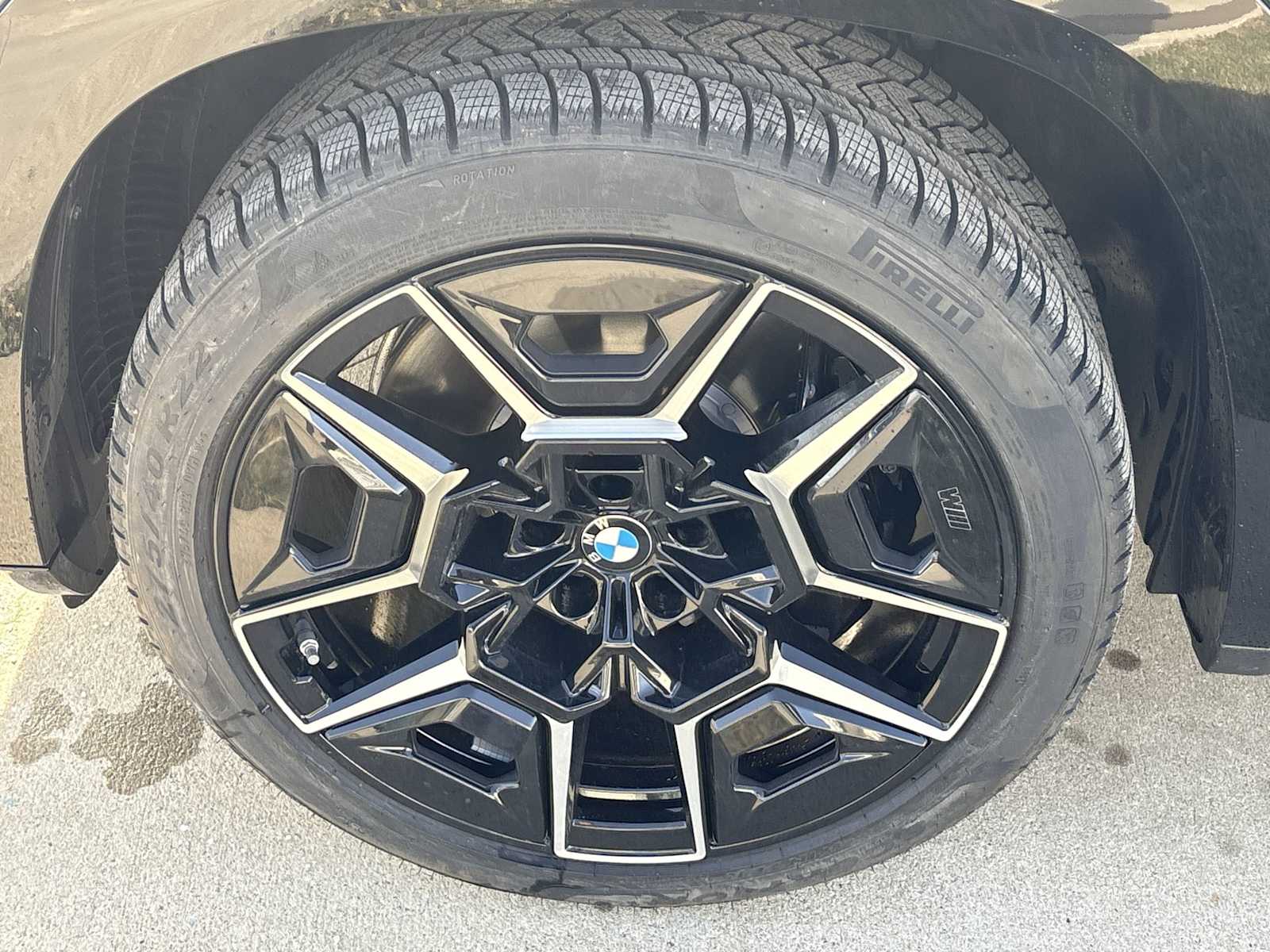 Thumbnail: 2026 BMW XM - 20