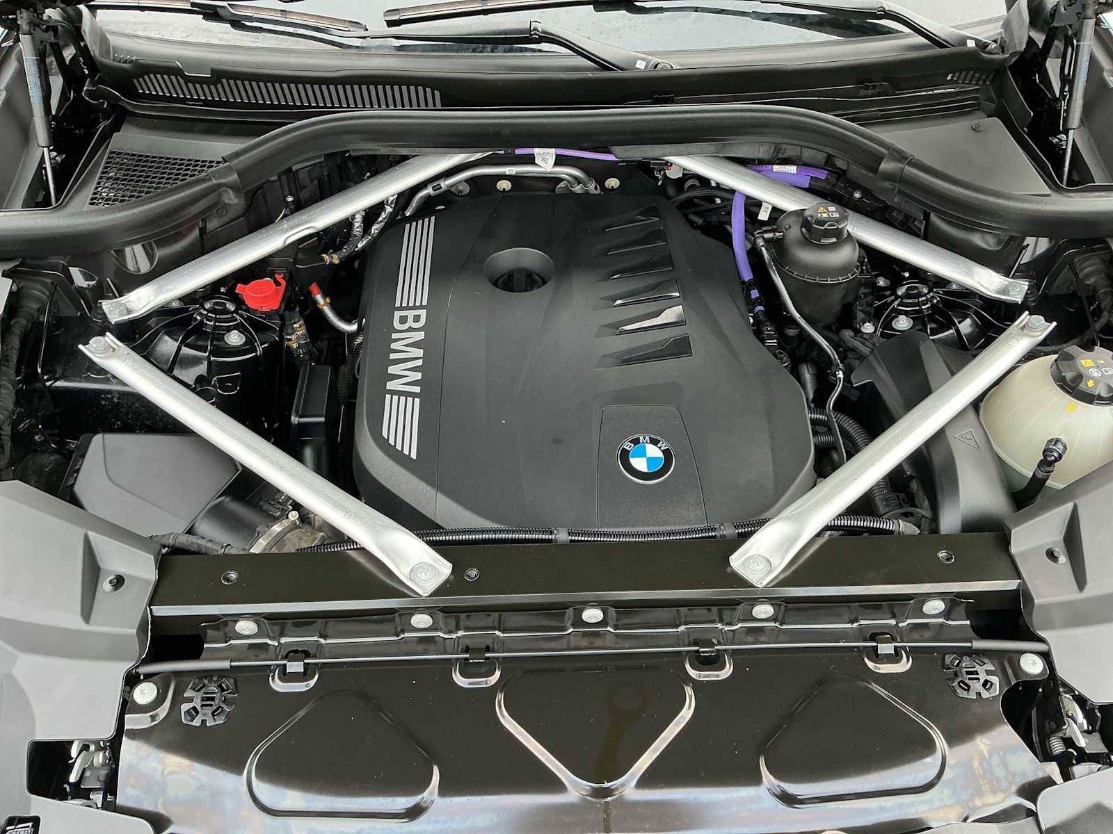 Thumbnail: 2024 BMW X5 - 15