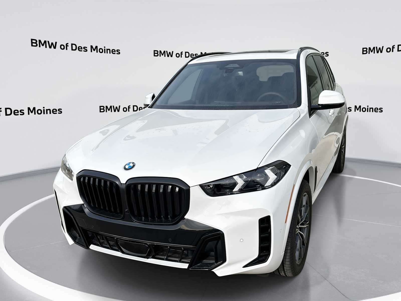 2026 BMW X5 40i's photo