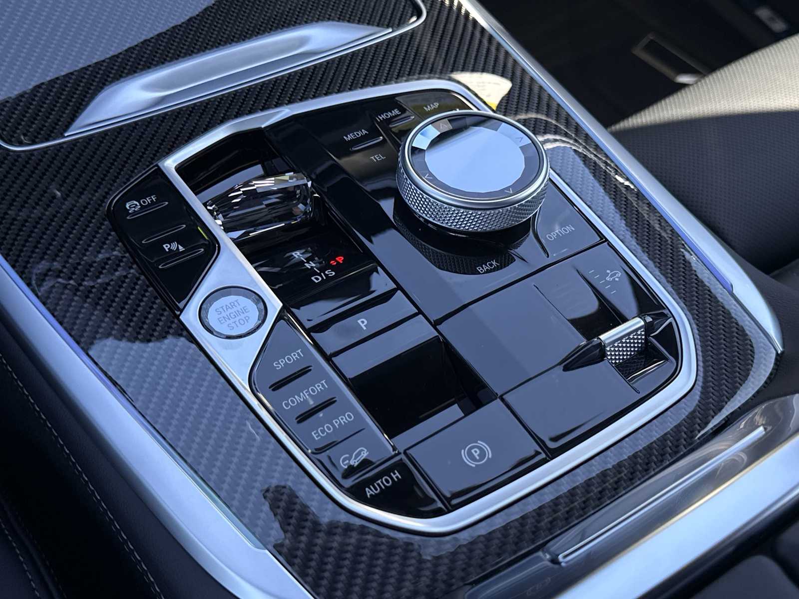 Thumbnail: 2026 BMW X7 - 35