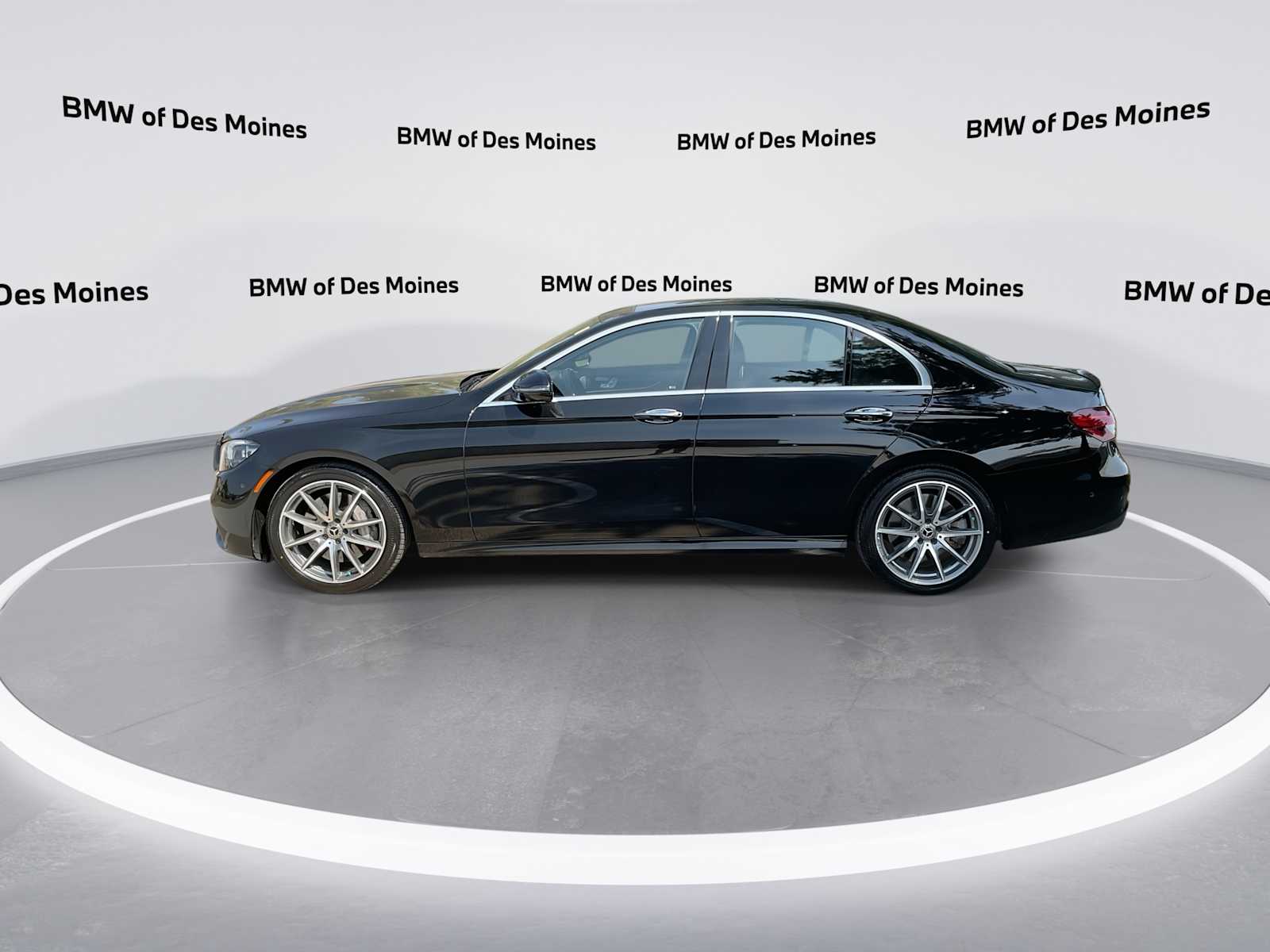 Thumbnail: 2022 Mercedes-Benz E-Class - 5