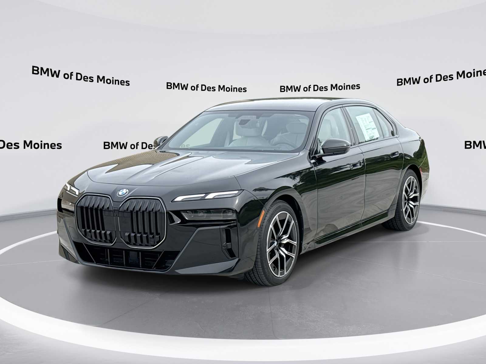 2026 BMW 7 Series 760i xDrive Sedan's photo