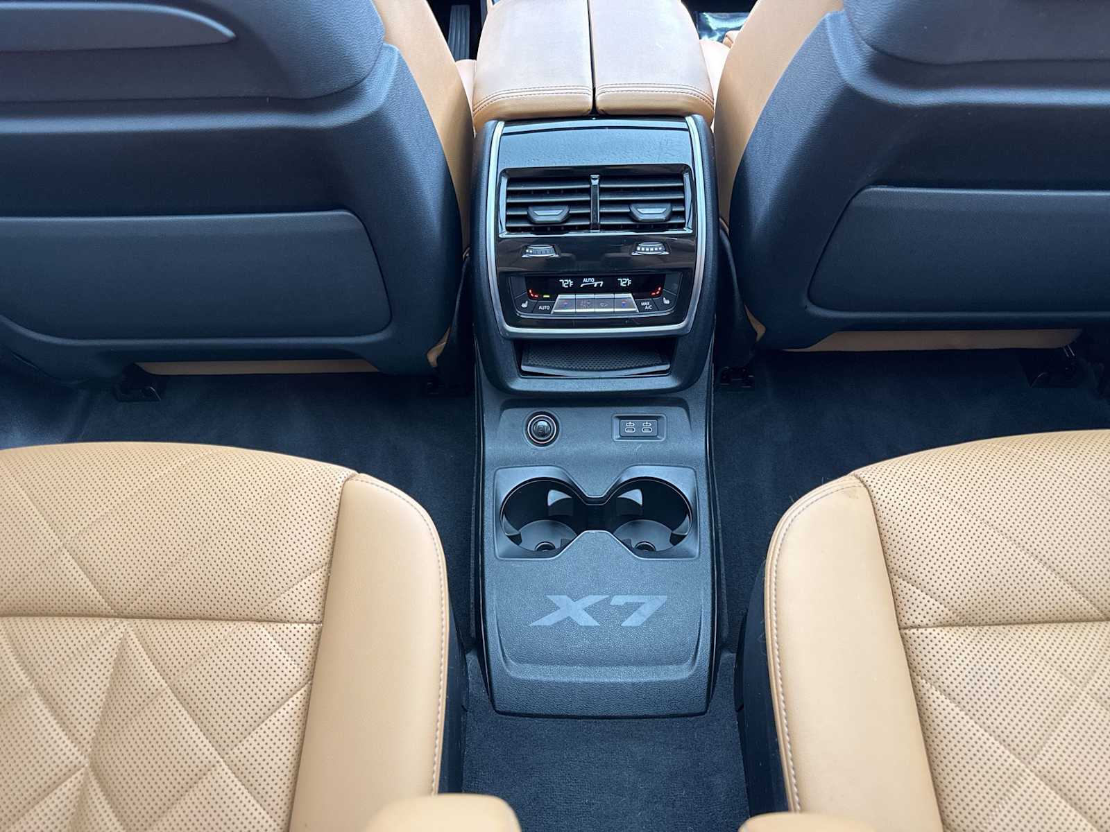 Thumbnail: 2024 BMW X7 - 42