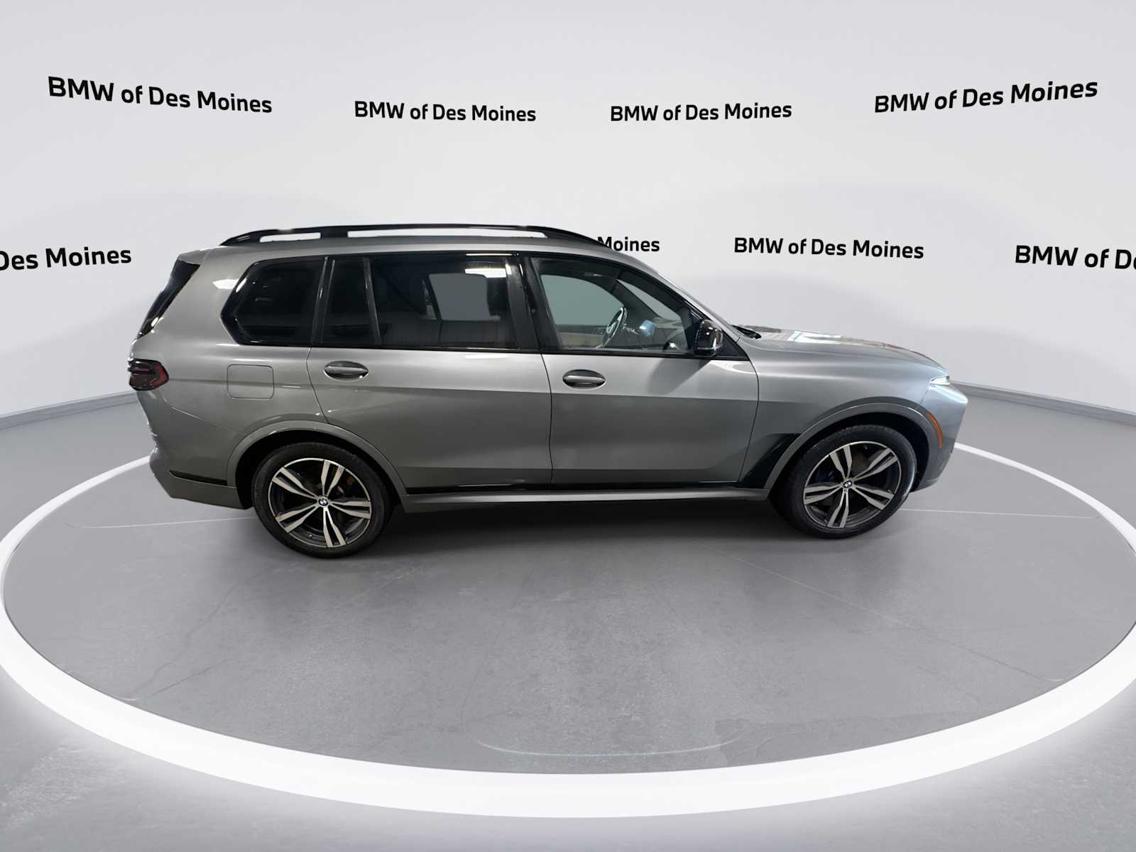 Thumbnail: 2024 BMW X7 - 9