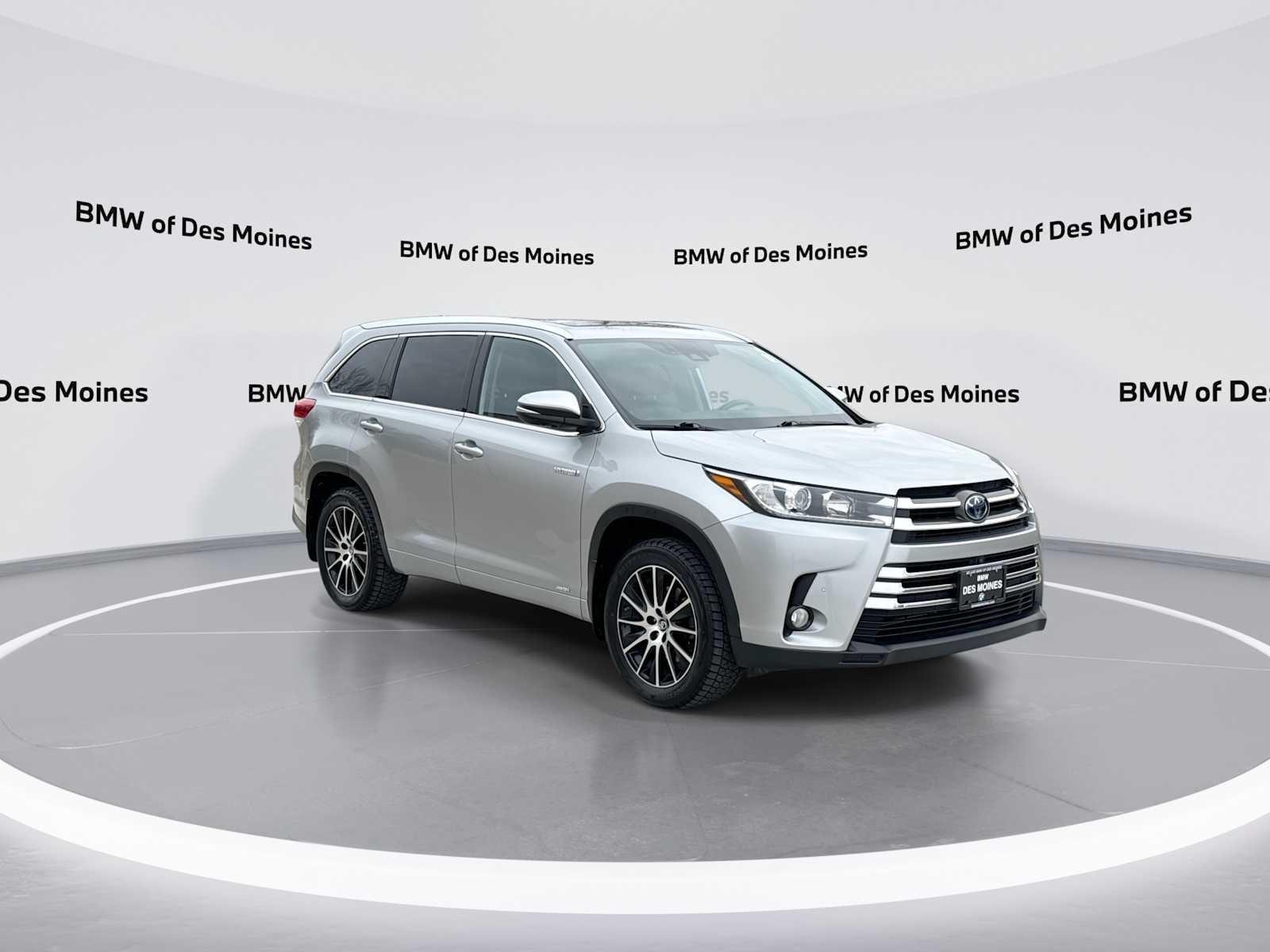 Thumbnail: 2018 Toyota Highlander - 2