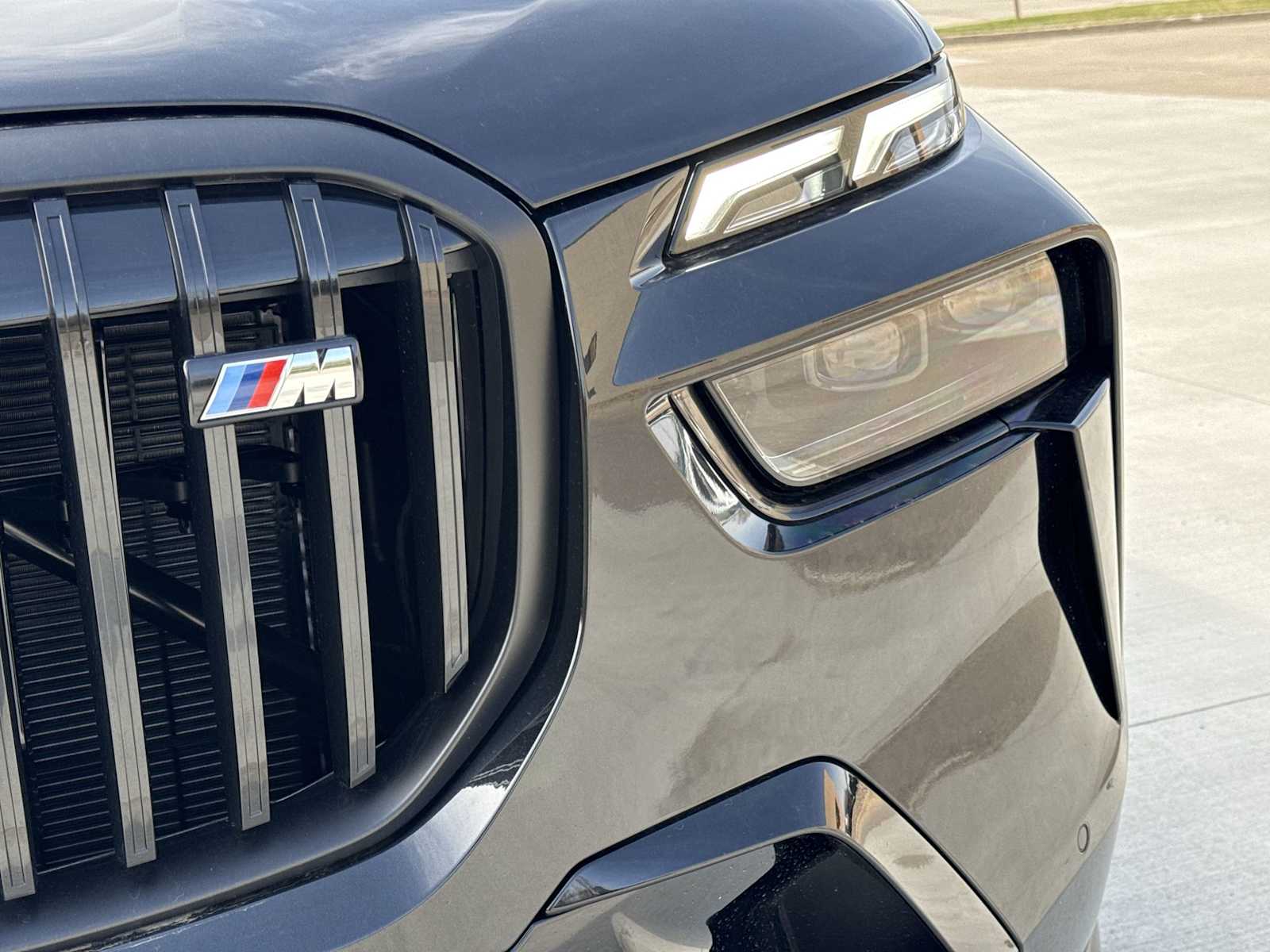 Thumbnail: 2026 BMW X7 - 11