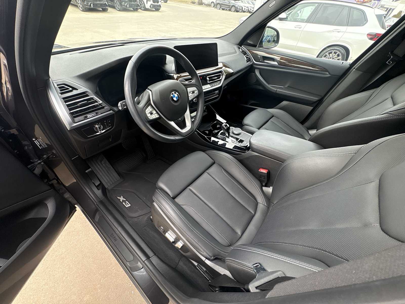 Thumbnail: 2023 BMW X3 - 10