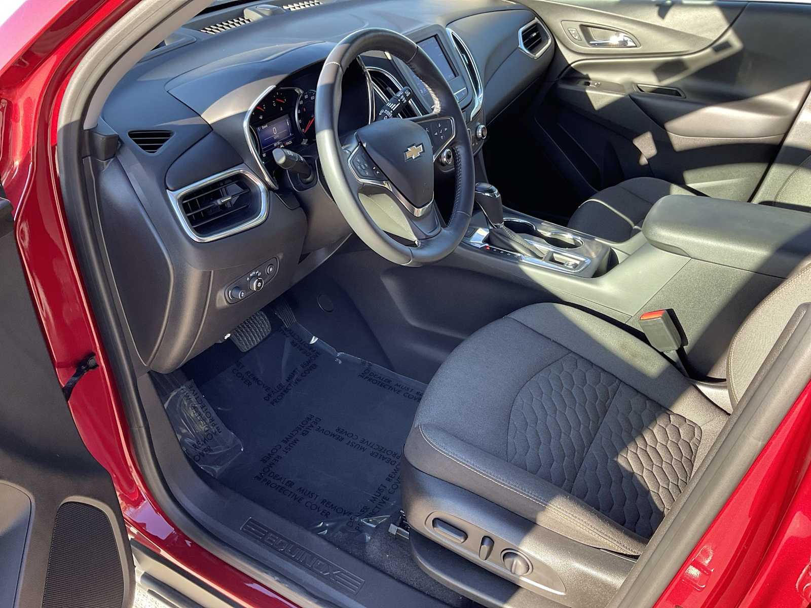 Thumbnail: 2020 Chevrolet Equinox - 10