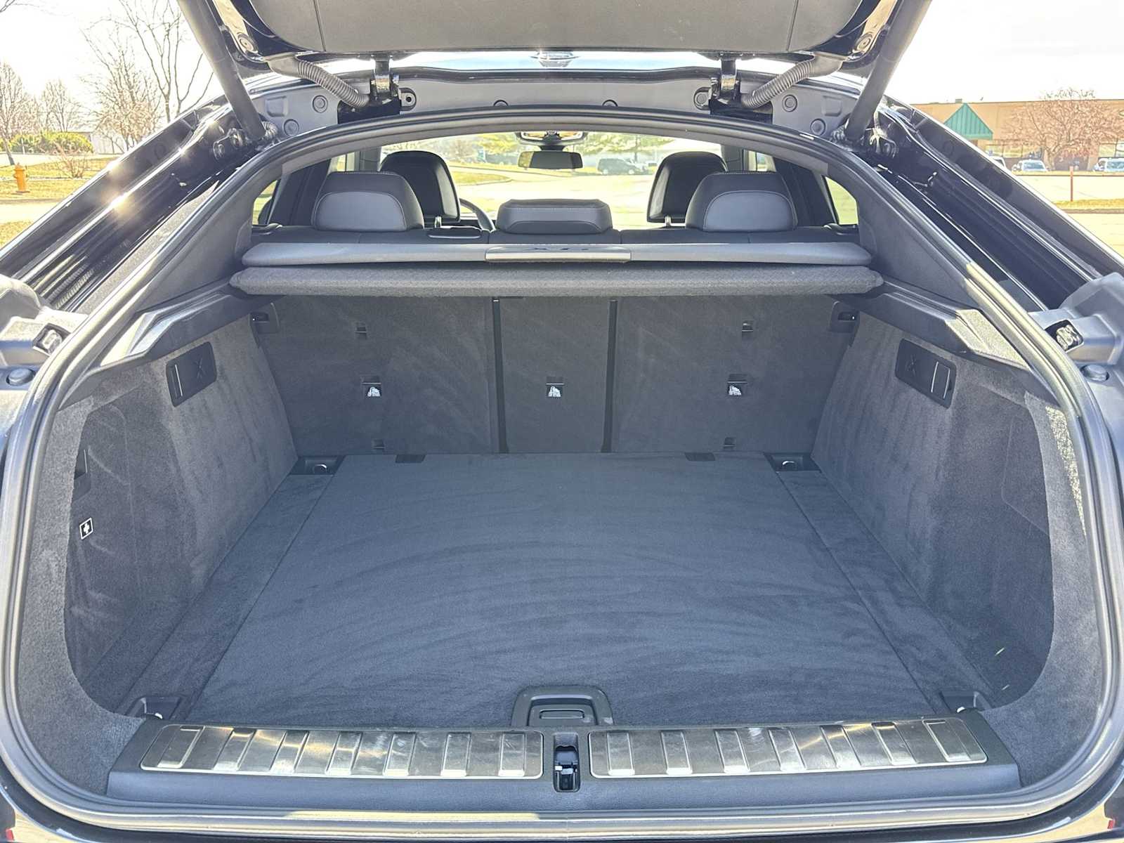 Thumbnail: 2025 BMW X6 - 37